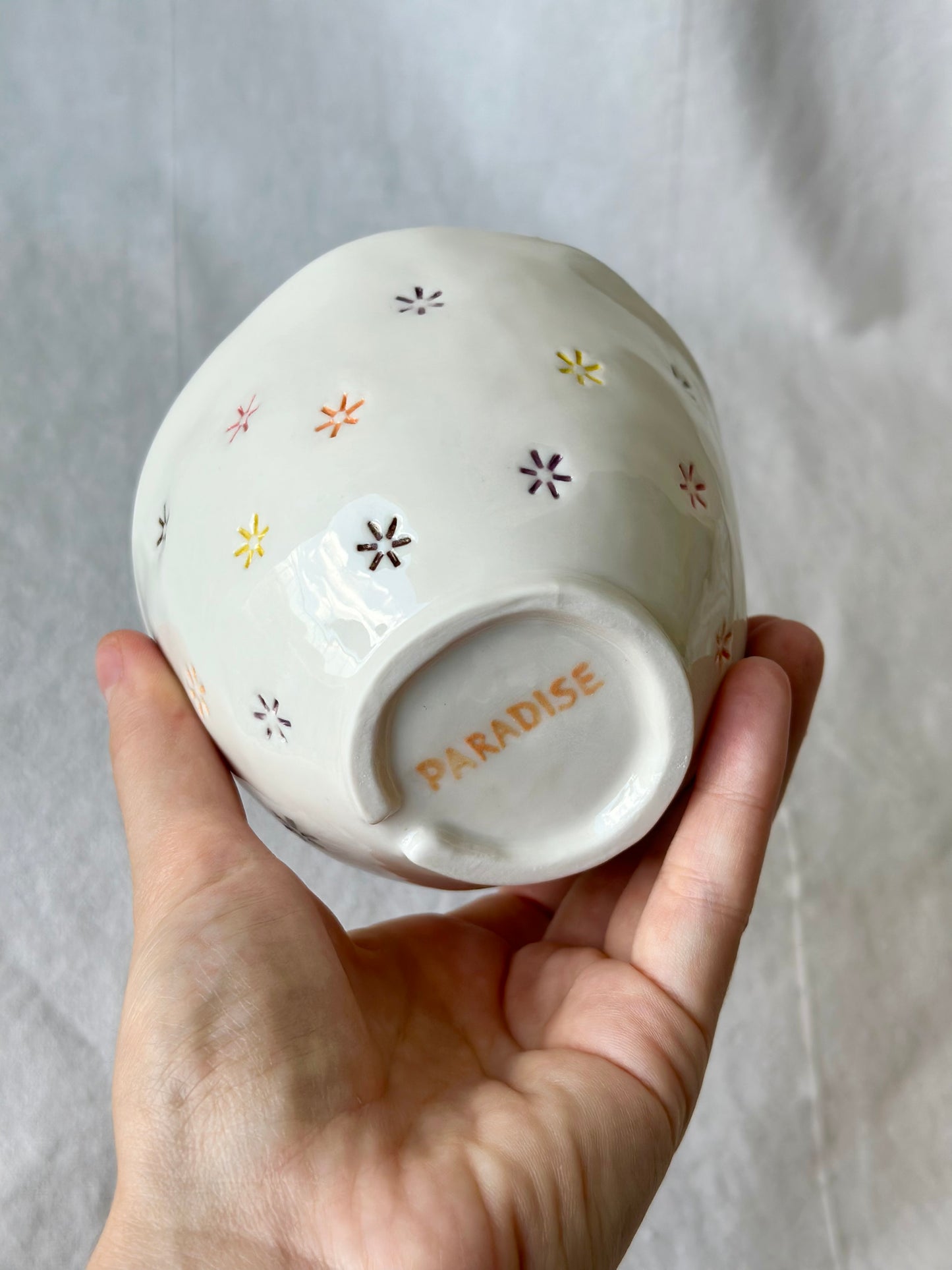 Filiżanka porcelanowa bez ucha (miseczka)