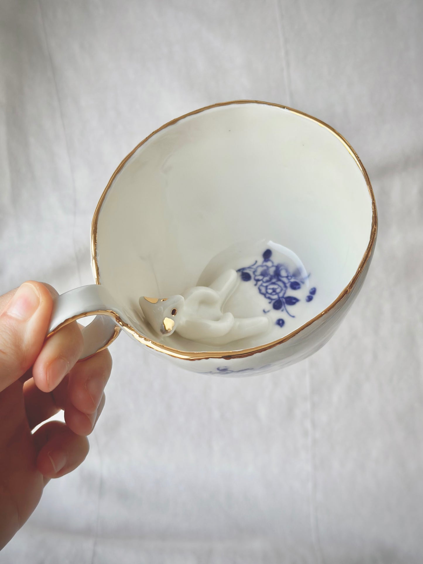 Filiżanka porcelanowa z werlingiem