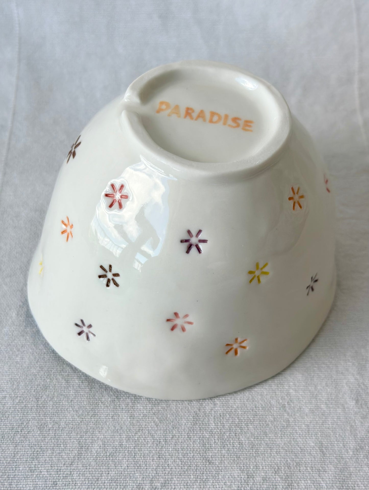 Filiżanka porcelanowa bez ucha (miseczka)