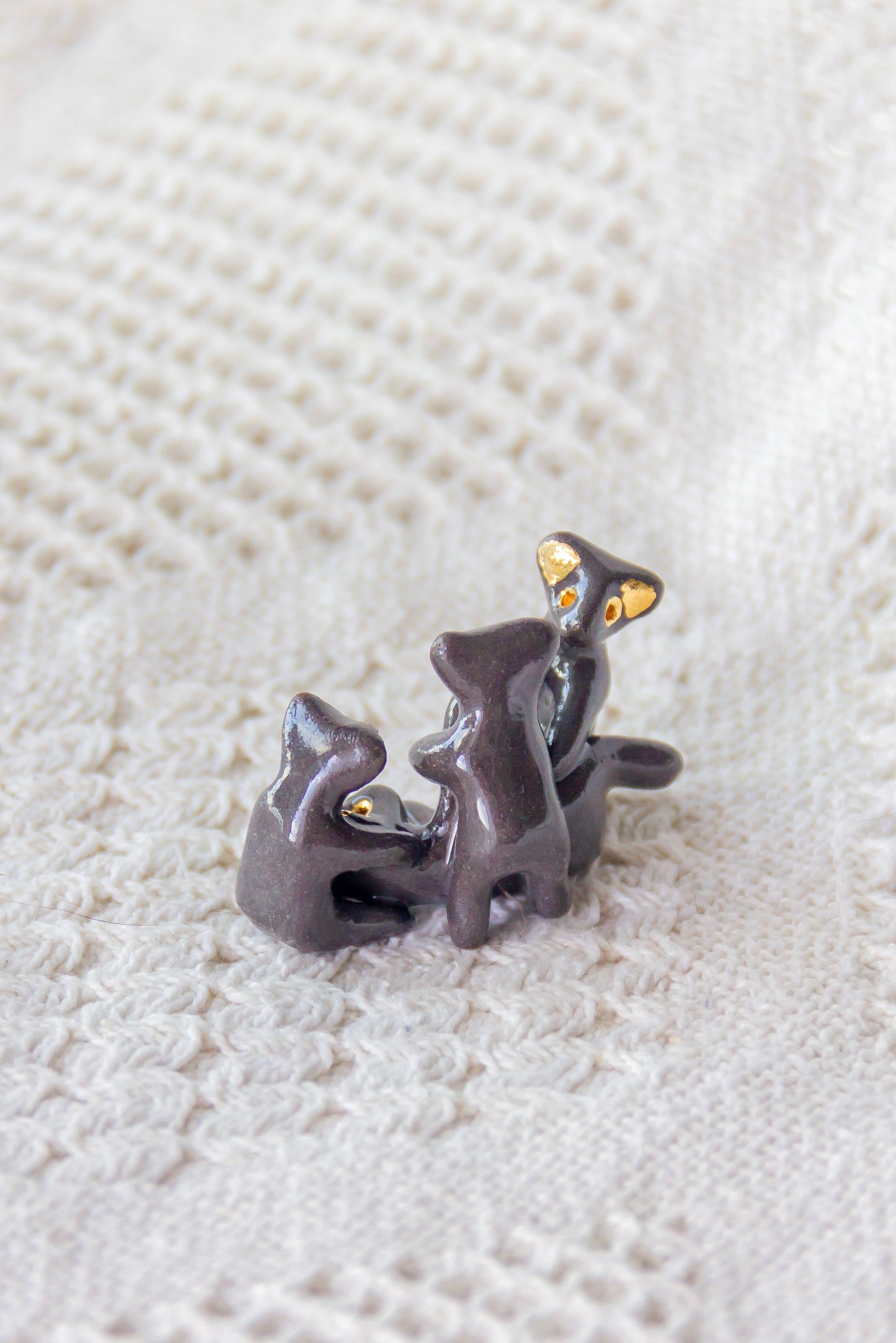 Grande Famille Werling, sculpture en porcelaine avec dorure