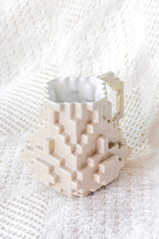 Kubek ceramiczny «8-Bit» szaro-beżowy