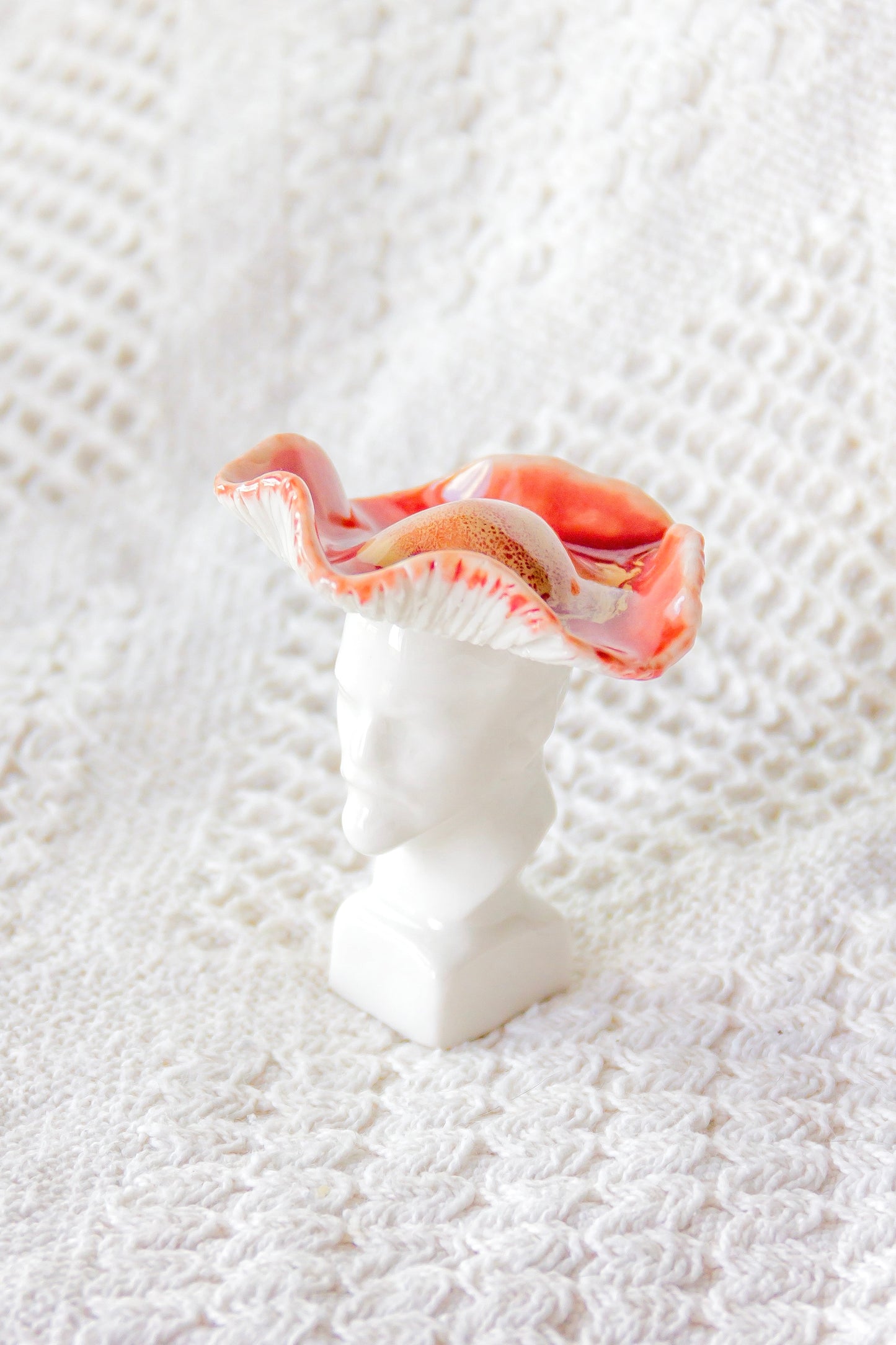 Lenin-grzyb, rzeźba porcelanowa