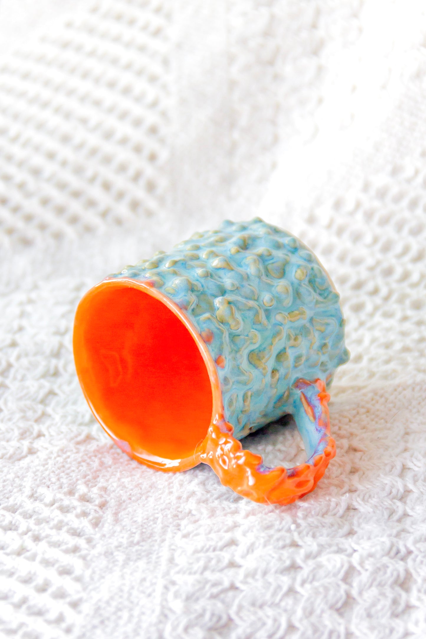 Filiżanka do espresso ceramiczna „Pox” zielono-pomarańczowa