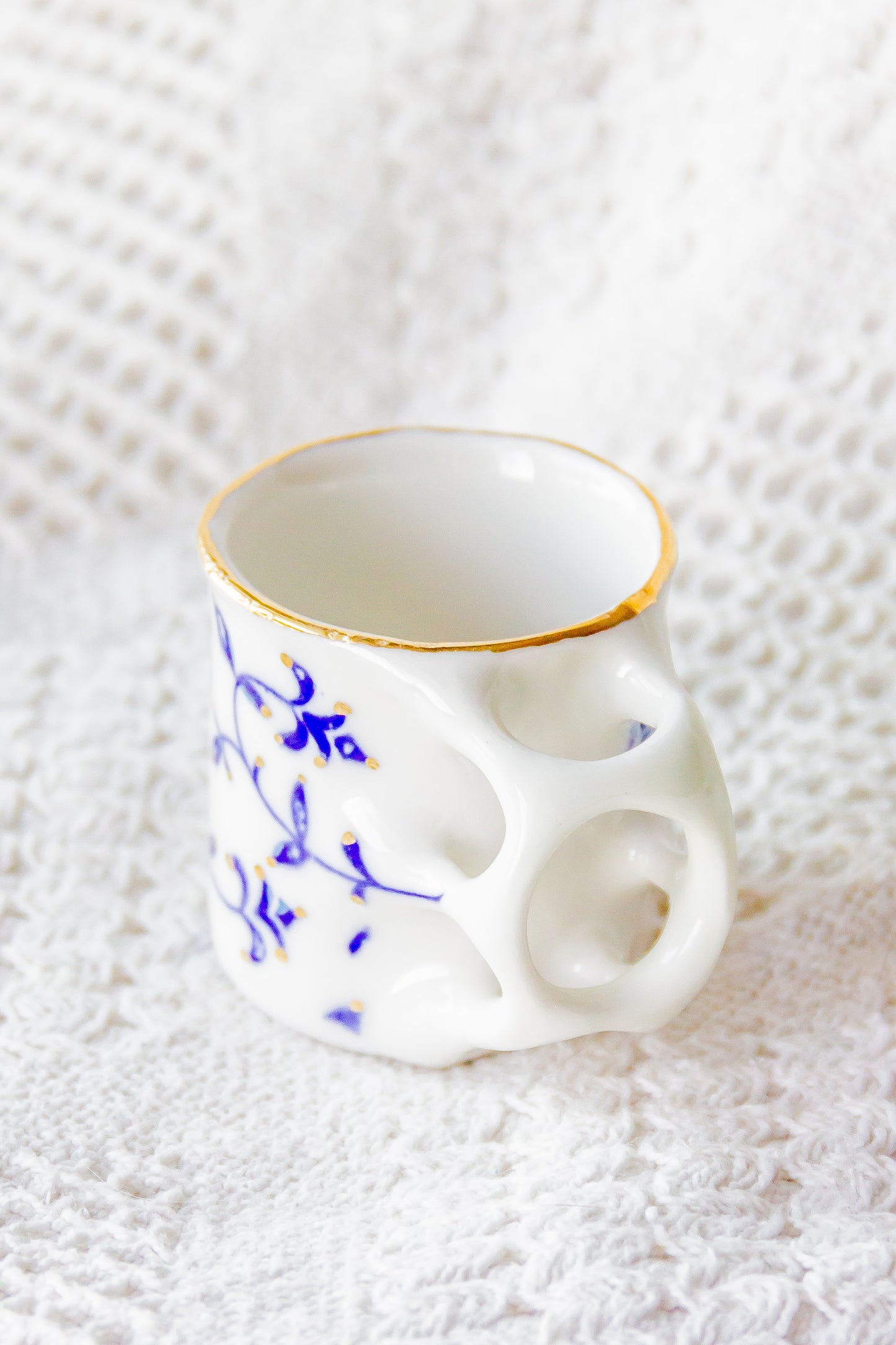 Tasse à expresso en porcelaine "Laminari" dorée