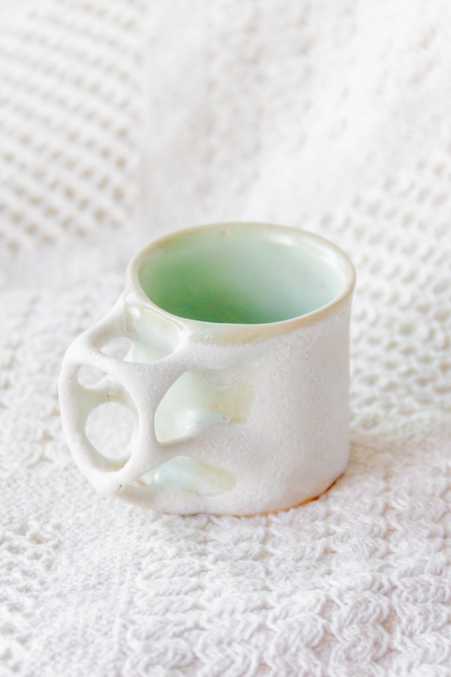 Filiżanka do espresso ceramiczna „Tripto” biało-zielona