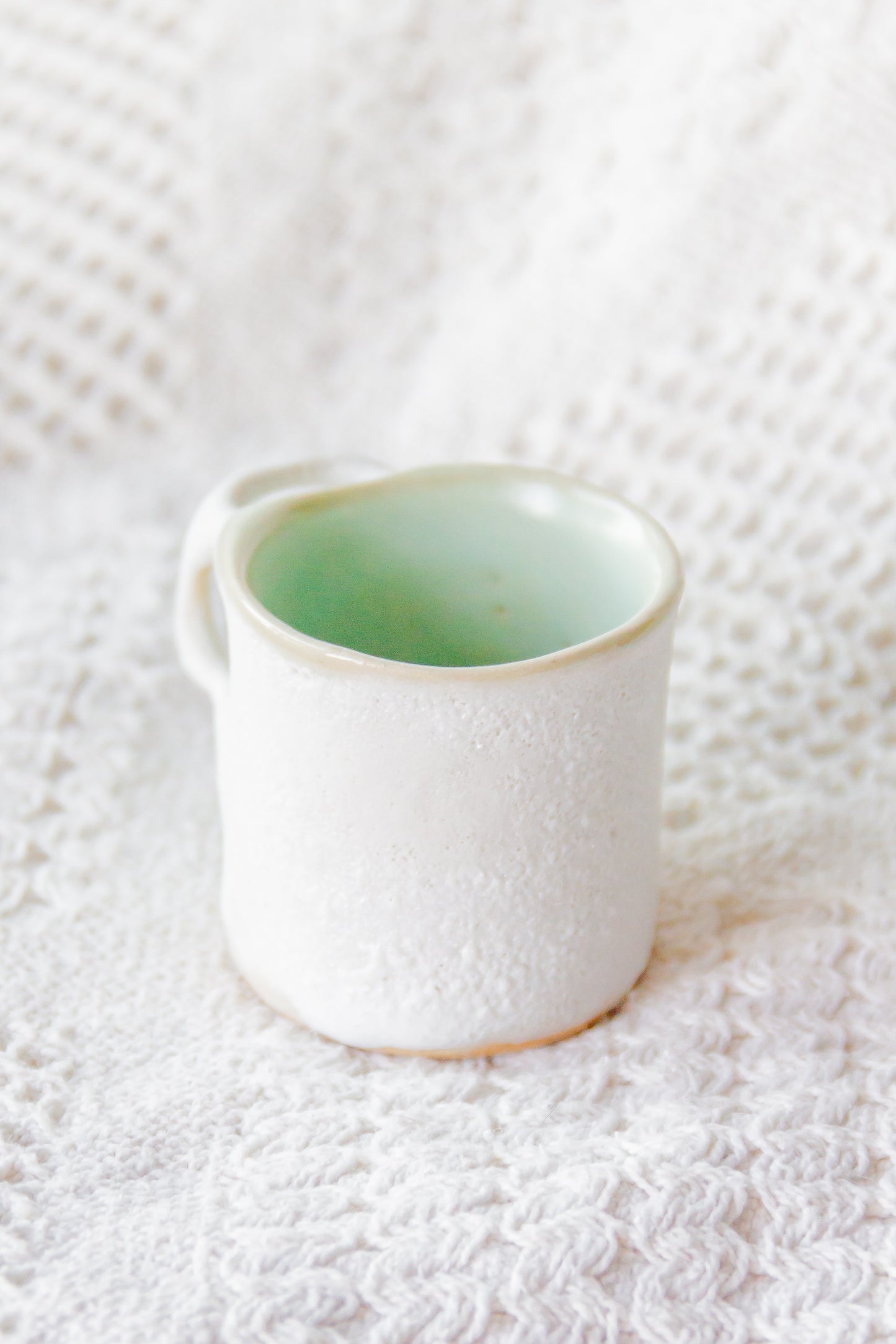 Filiżanka do espresso ceramiczna „Tripto” biało-zielona