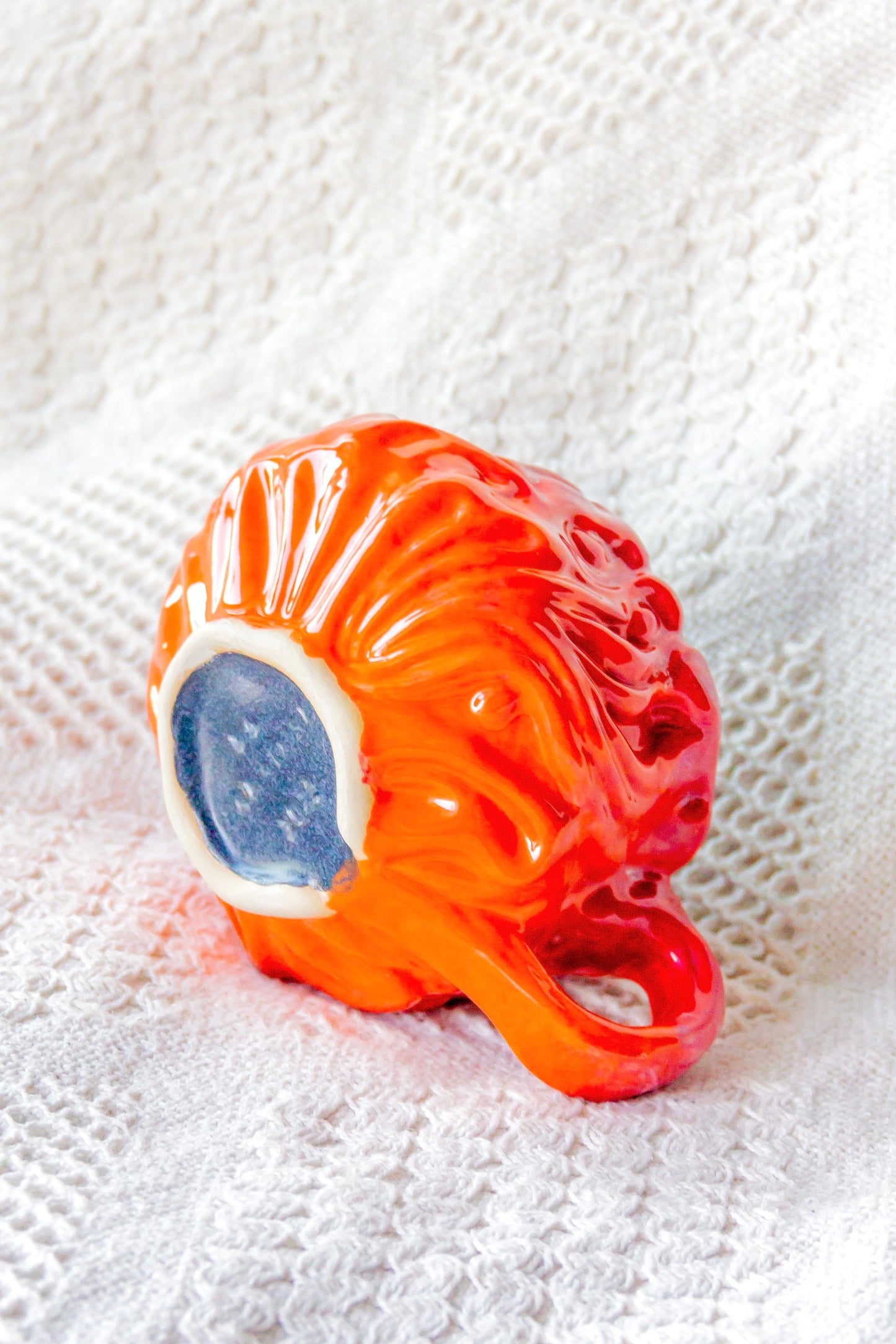 Filiżanka ceramiczna “Kurtina” czarno-pomarańczowa
