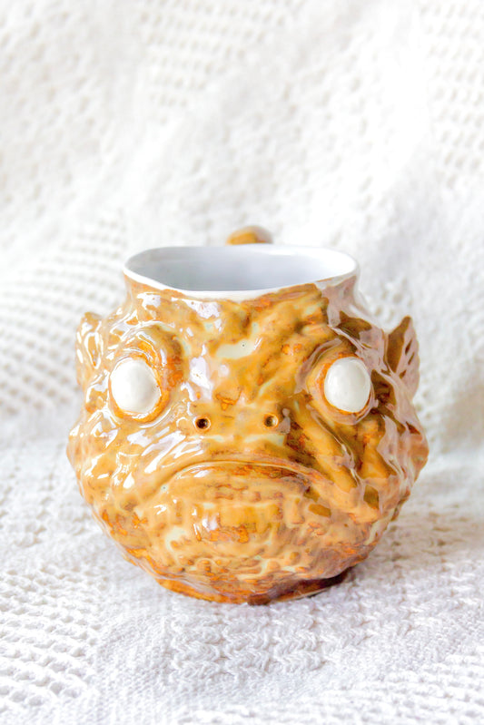 Kubek ceramiczny «Takifugu» brązowo-biały