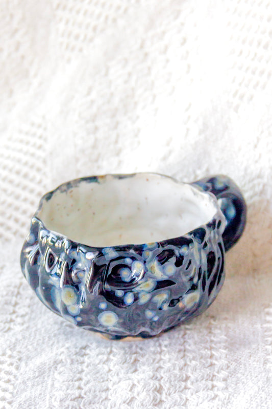 Filiżanka ceramiczna “Kurtina” biało-czarna