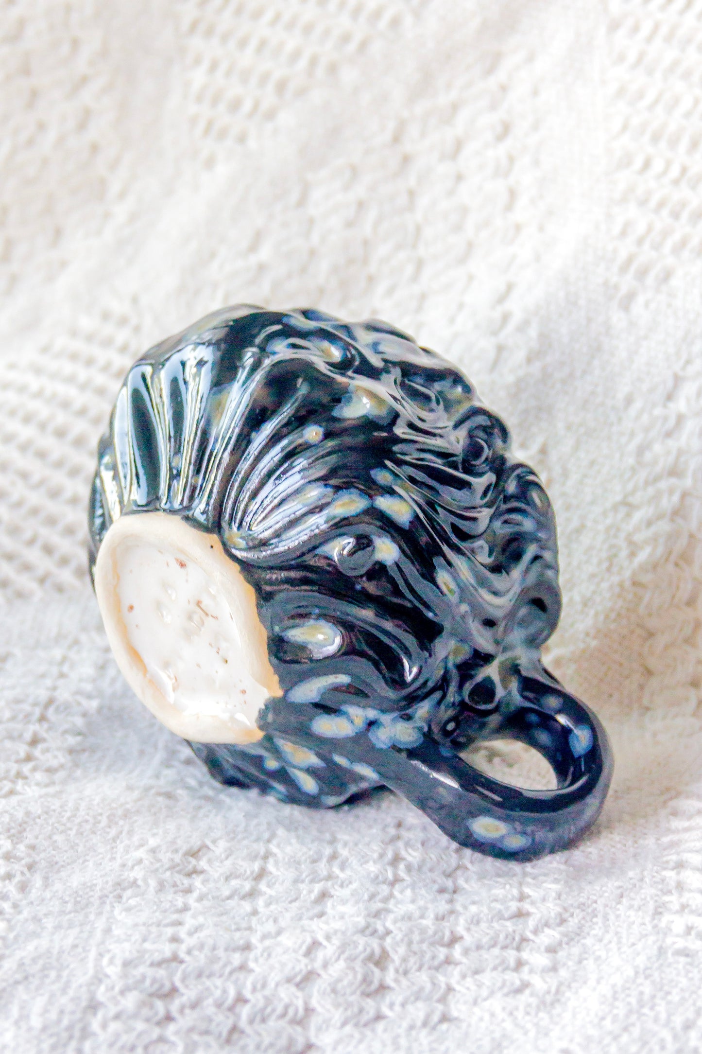 Filiżanka ceramiczna “Kurtina” biało-czarna