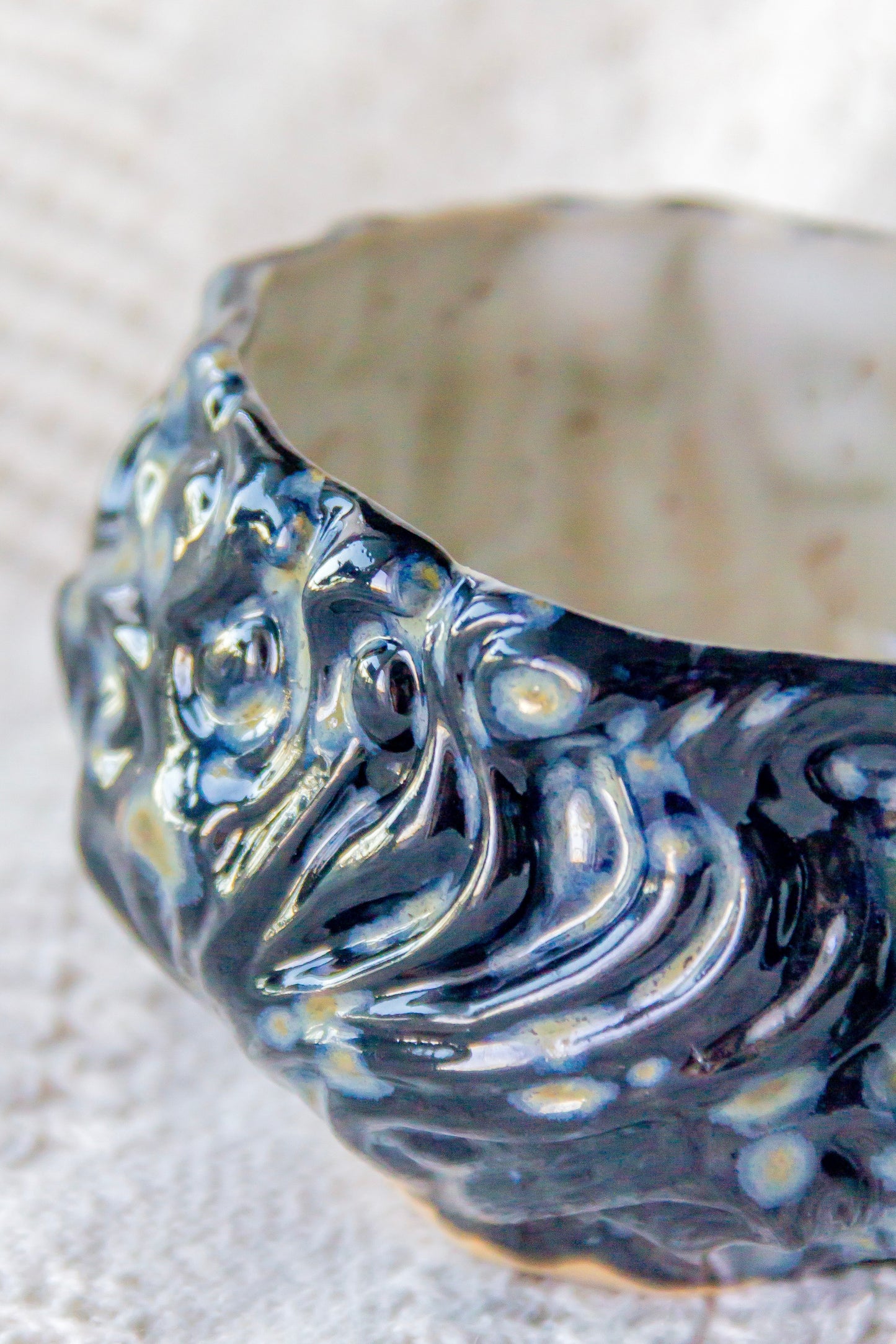 Filiżanka ceramiczna “Kurtina” biało-czarna