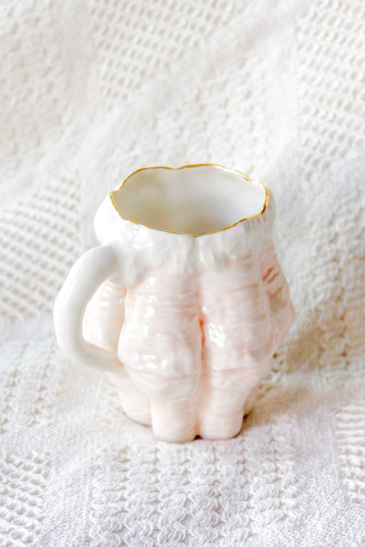 Kubek porcelanowy “Luko” różowo-biały ze złoceniem