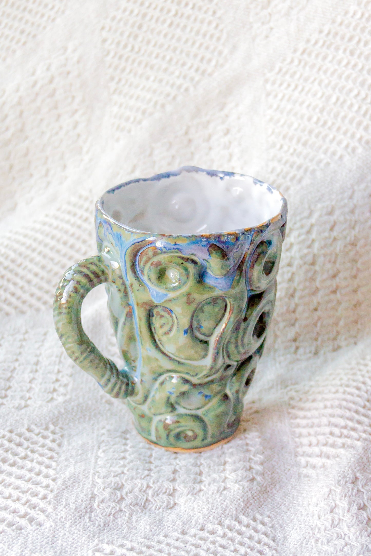 Kubek ceramiczny «Twist» zielono-biały