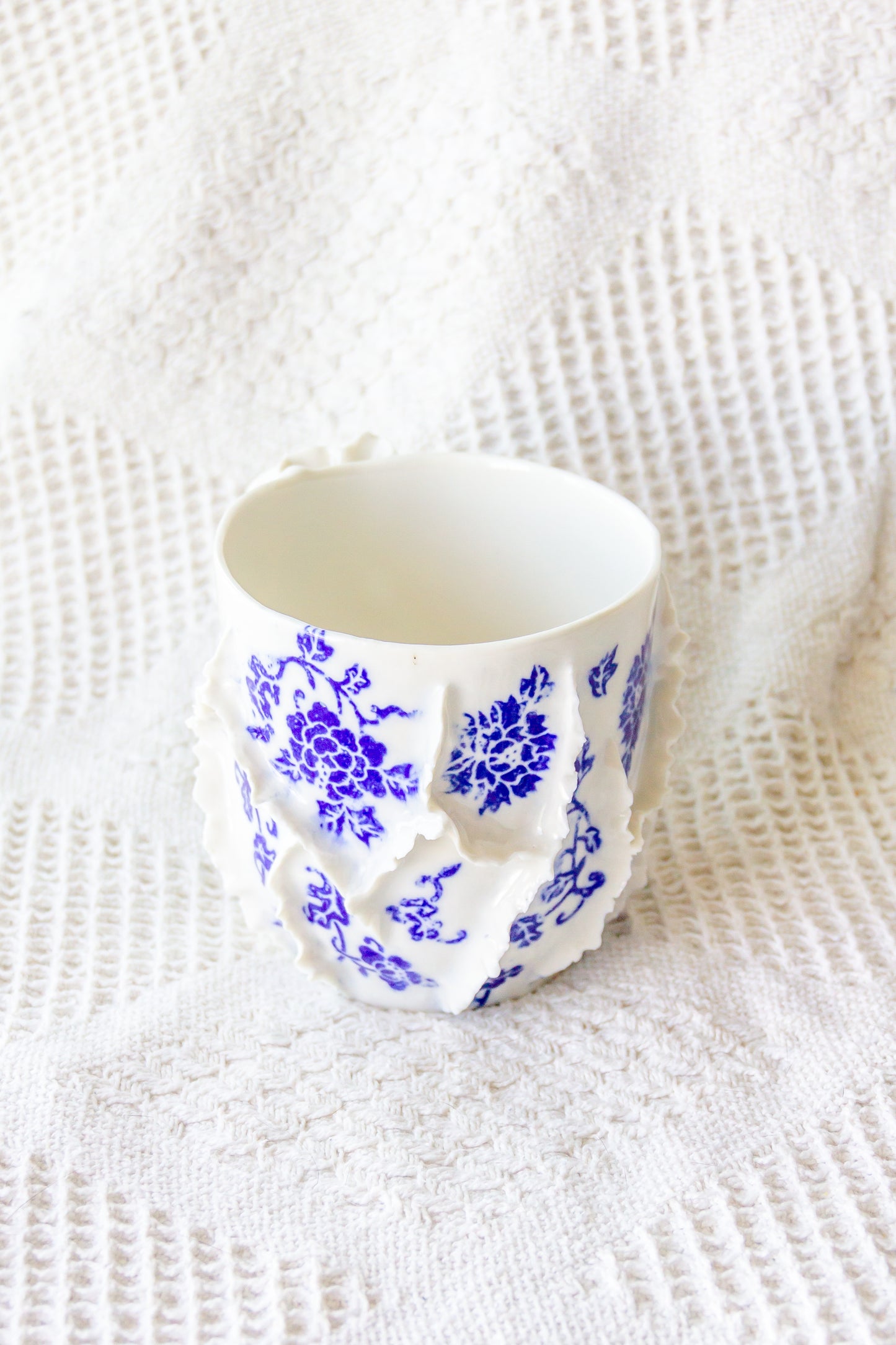 Mug en porcelaine plaqué or