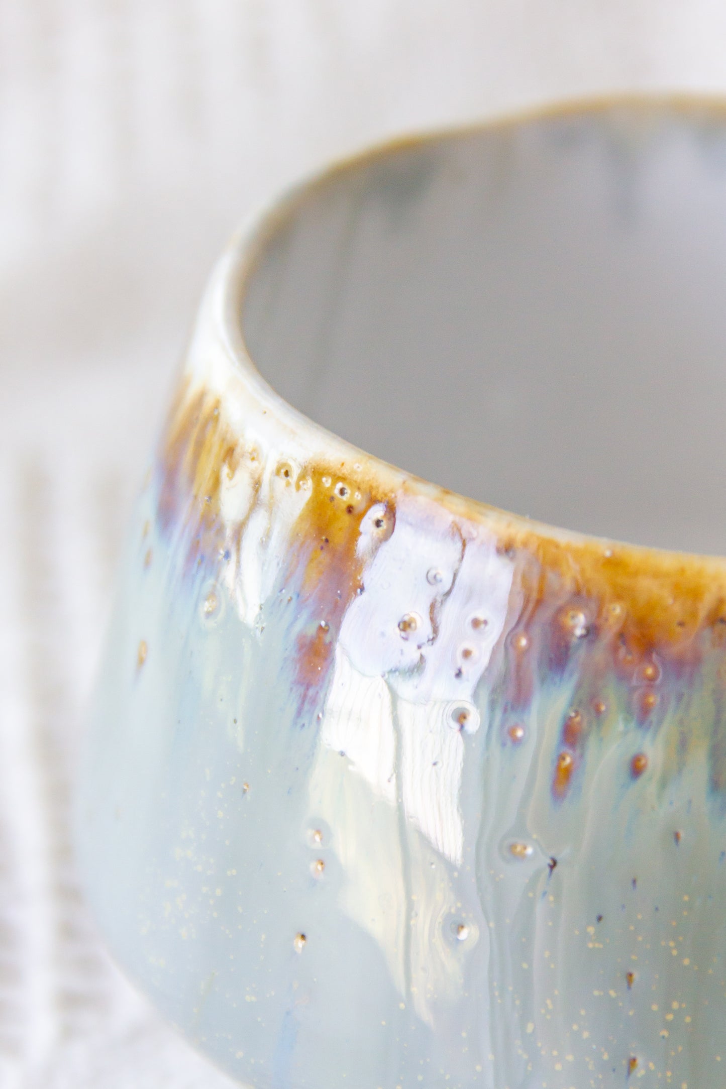 Kubek ceramiczny “Tripto” szaro-zielony