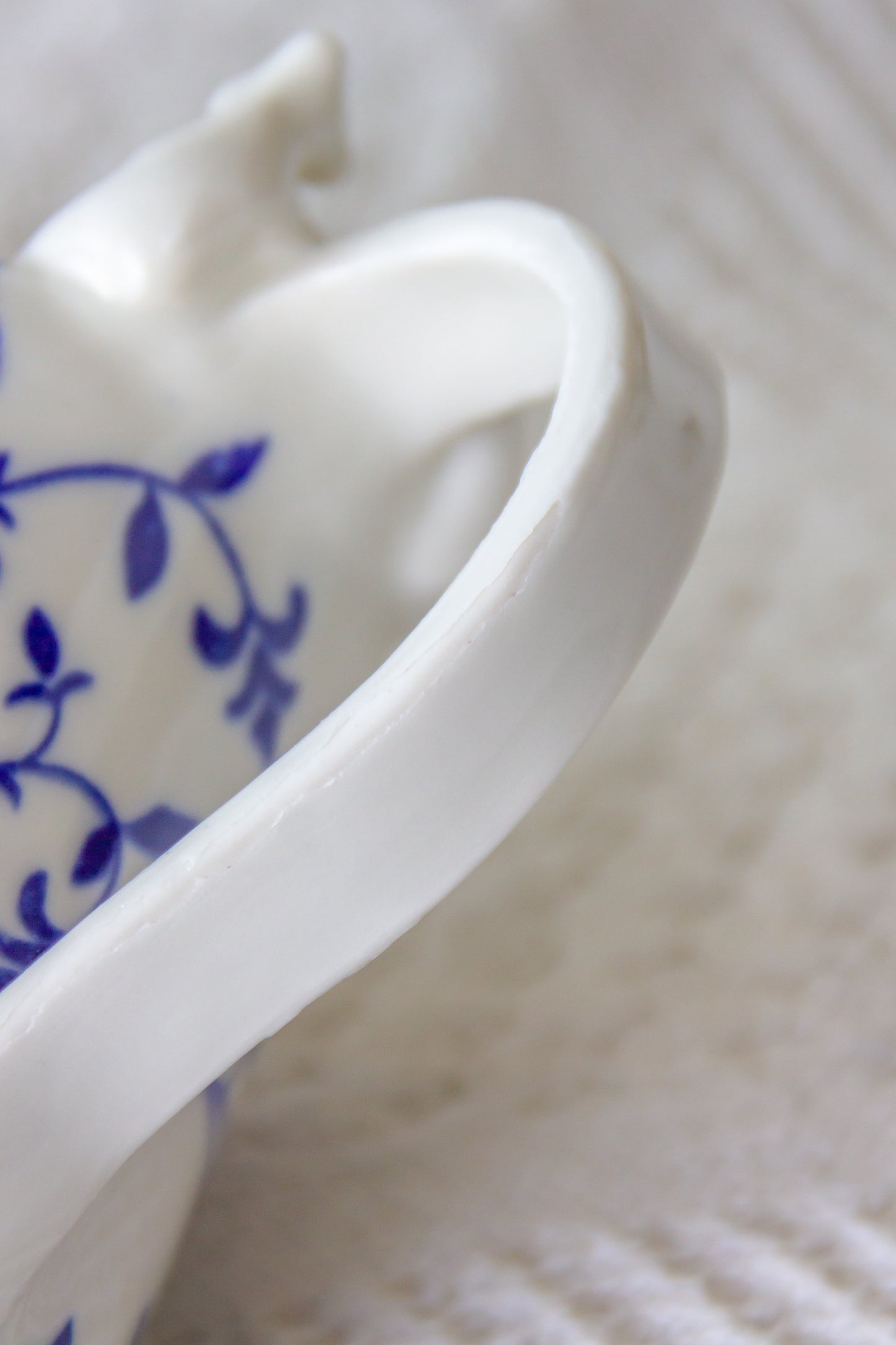 Kubek porcelanowy z werlingami