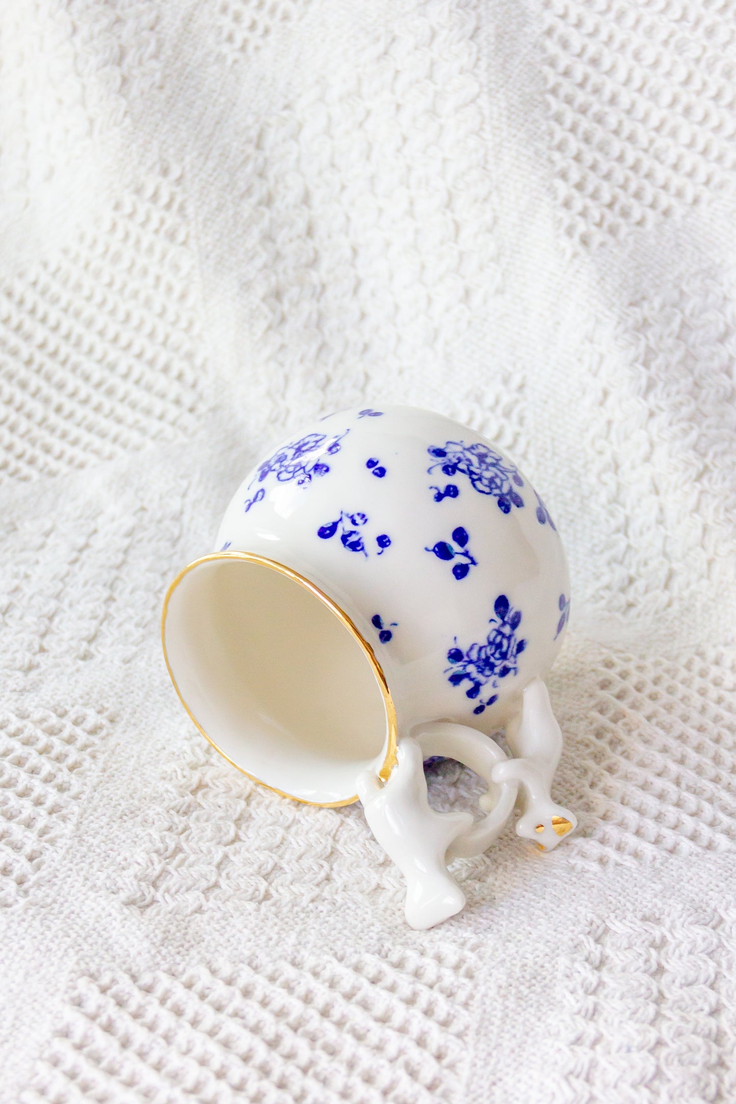 Kubek porcelanowy z werlingami