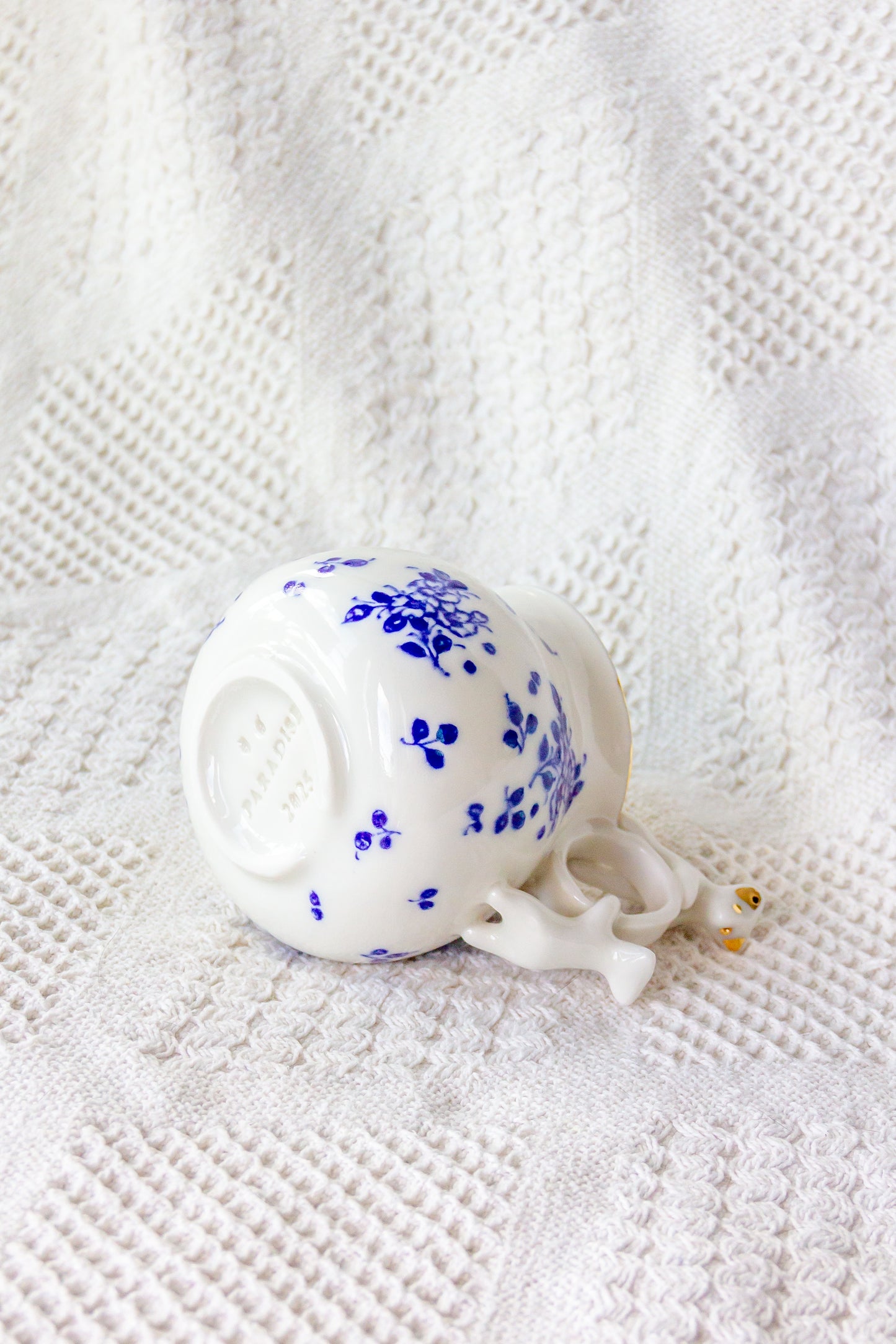 Kubek porcelanowy z werlingami