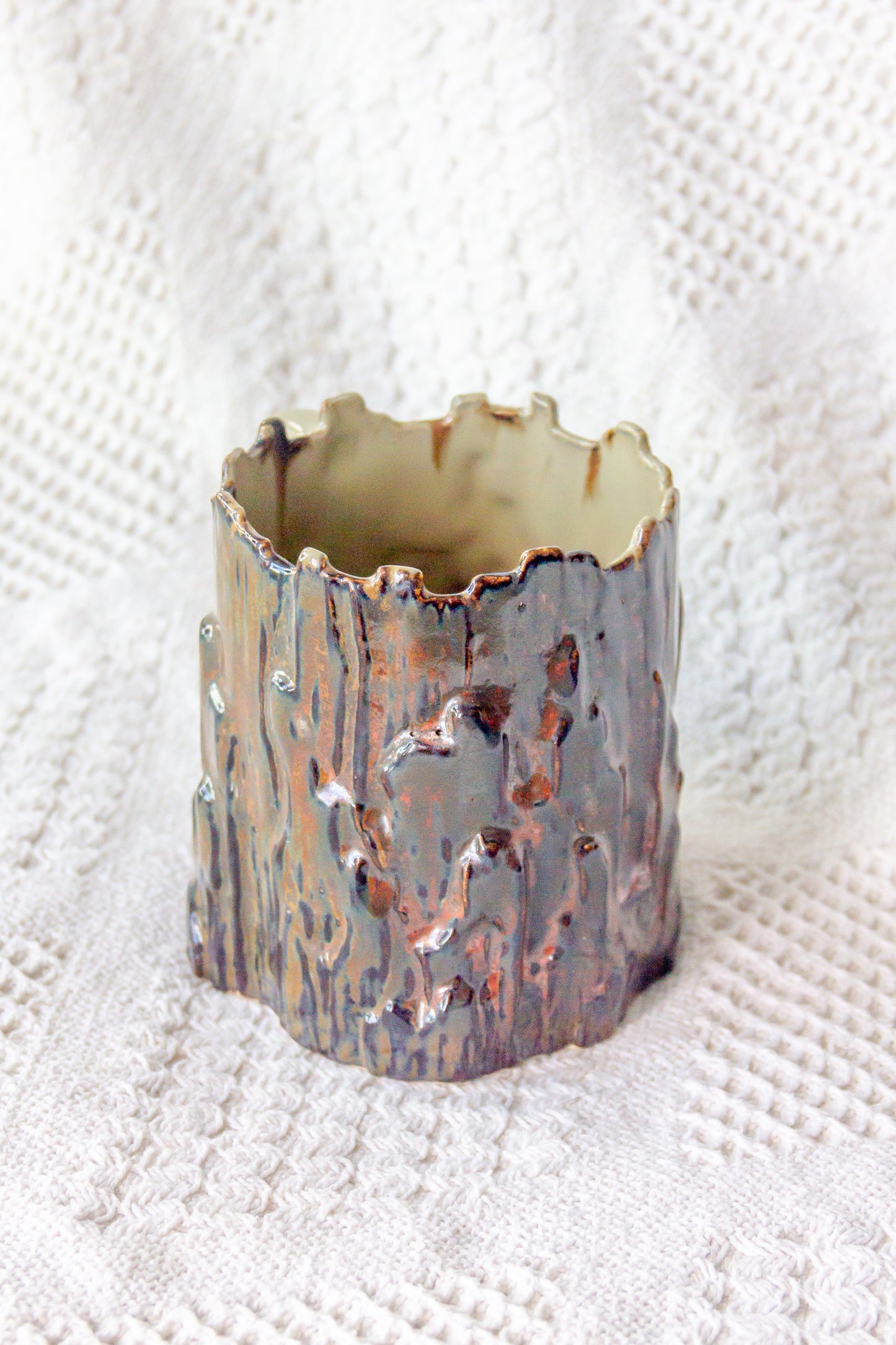 Kubek ceramiczny «Woods» beżowo-brązowy