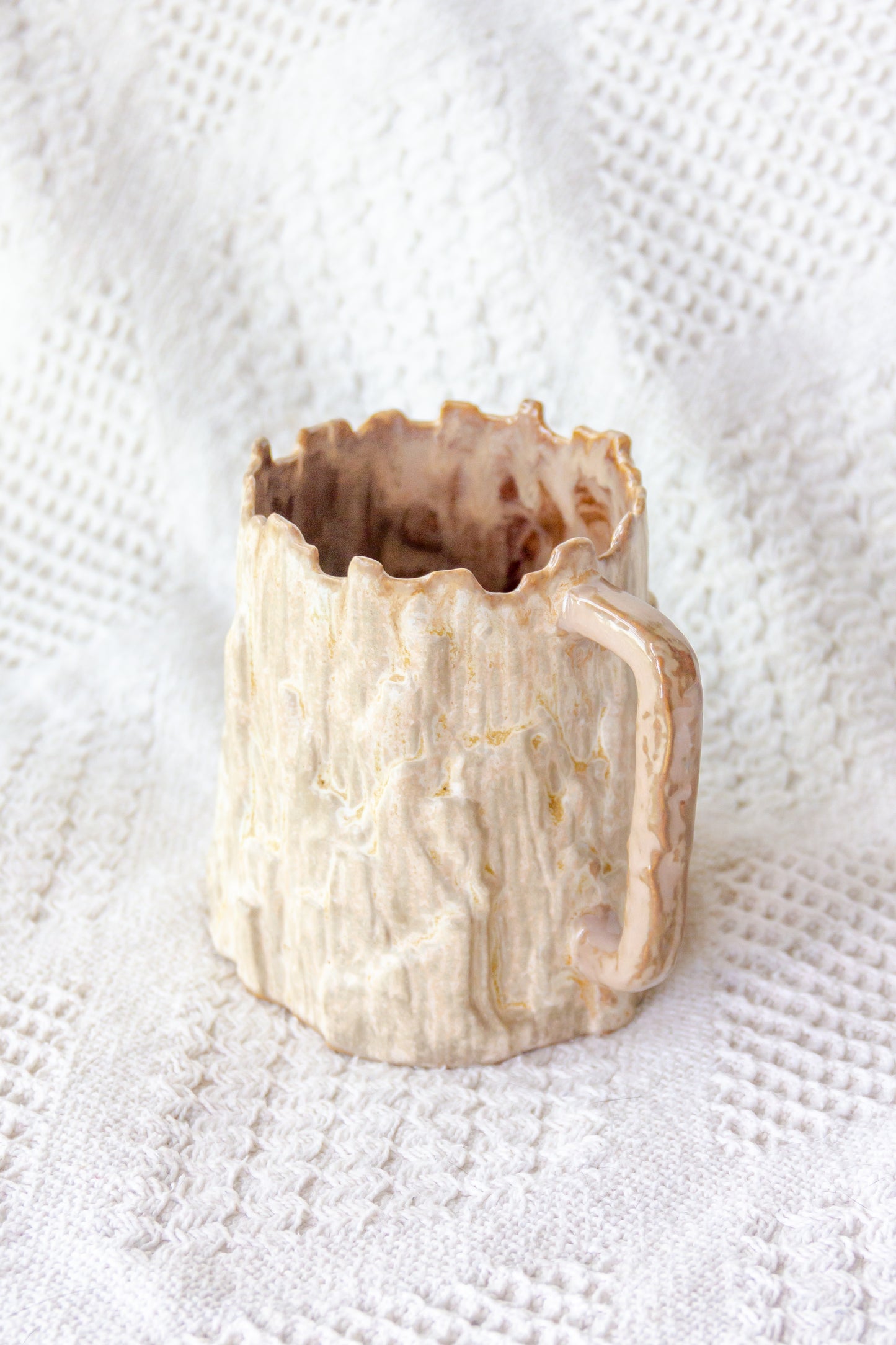 Kubek ceramiczny «Woods» beżowo-brązowy