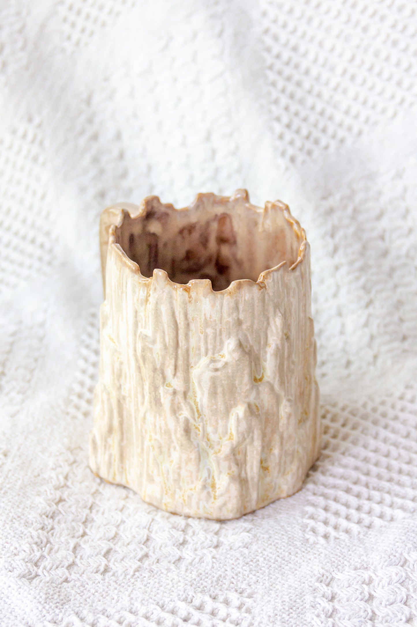 Kubek ceramiczny «Woods» beżowo-brązowy