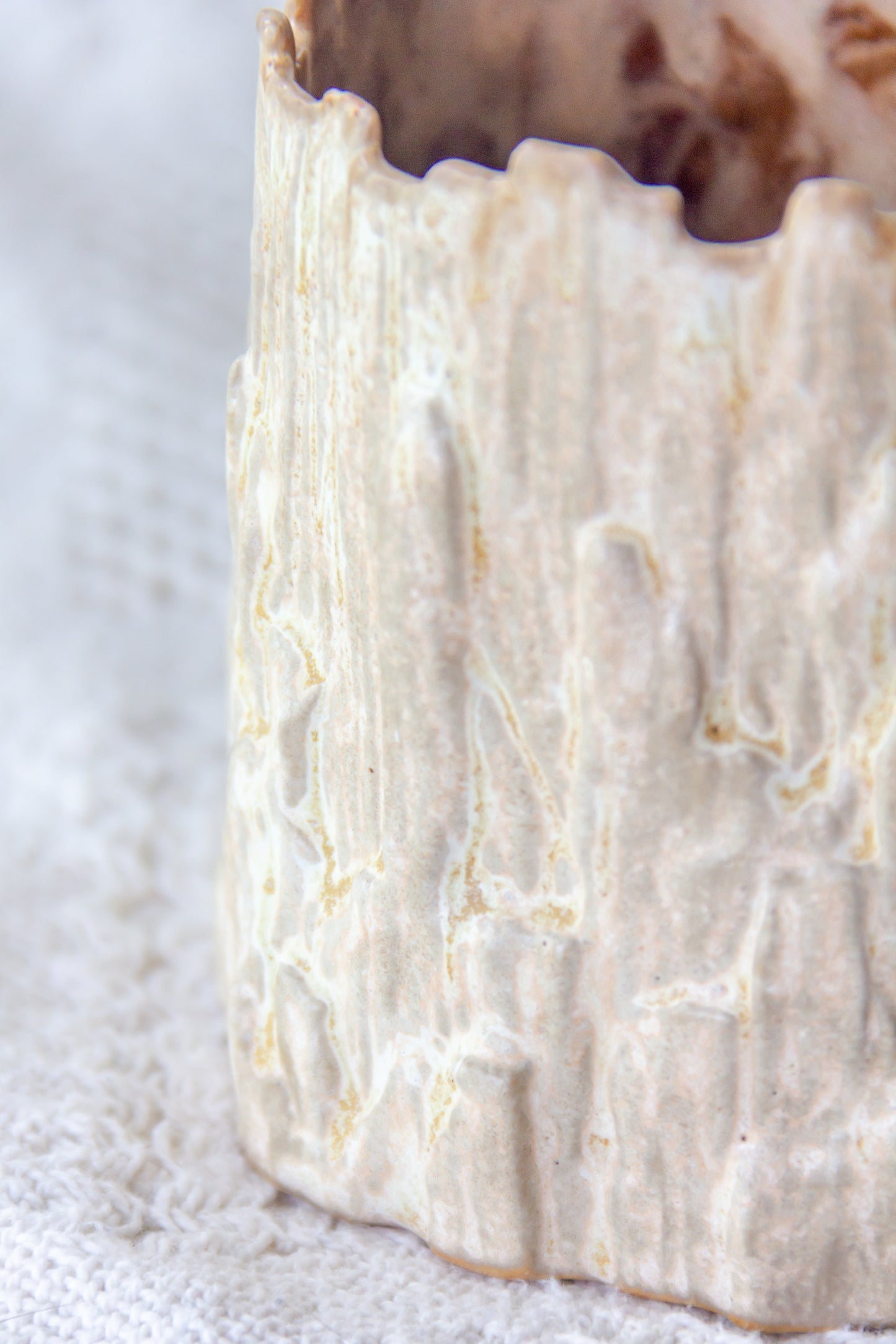 Kubek ceramiczny «Woods» beżowo-brązowy