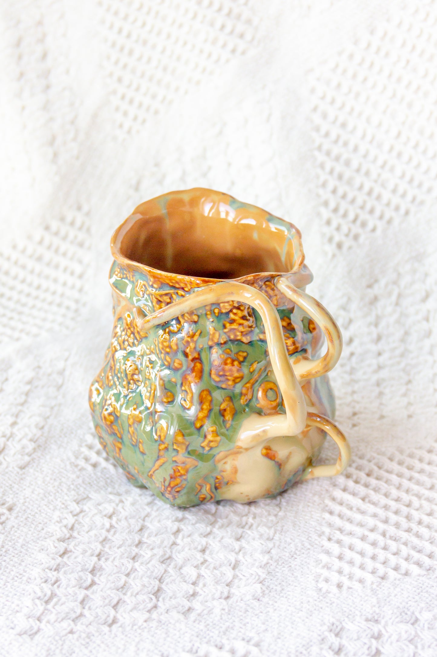 Kubek ceramiczny “Couroupita” brązowo-zielony