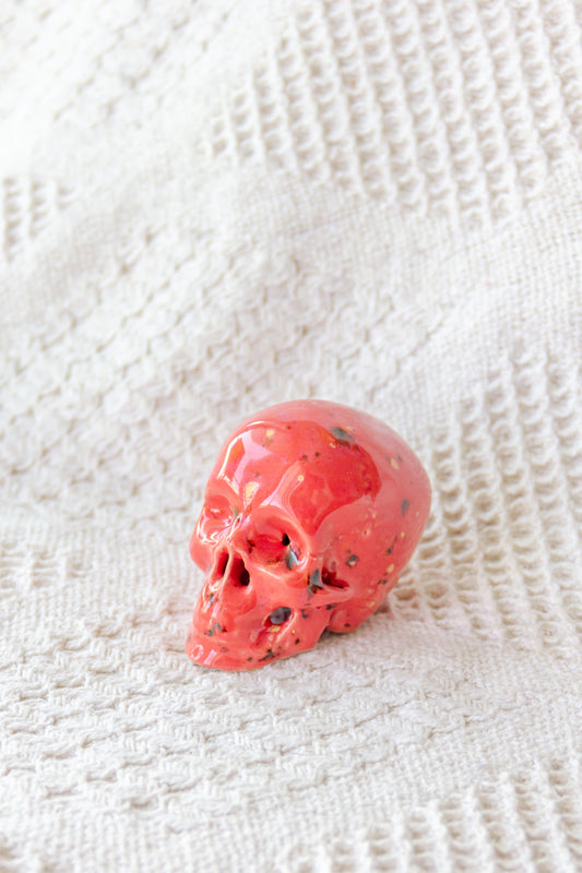 Czaszka ceramiczna mini malinowa