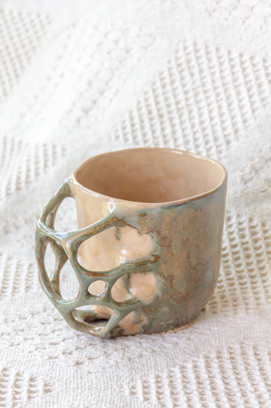 Kubek ceramiczny „Tripto” zielono-beżowy