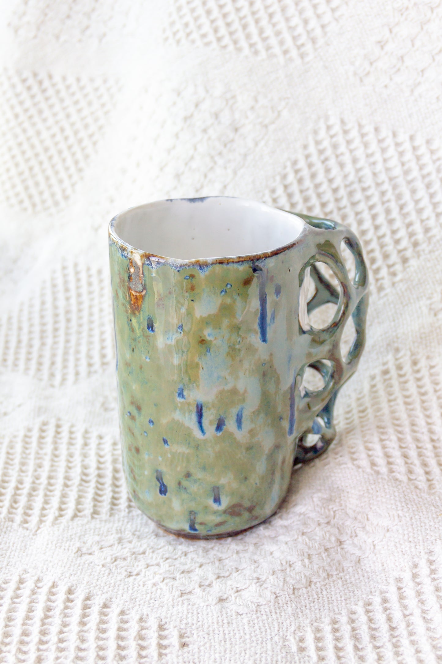 Kubek ceramiczny “Tripto” zielono-biały