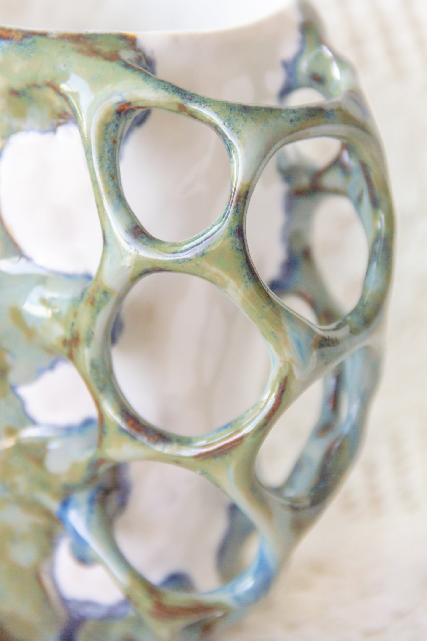 Kubek ceramiczny “Tripto” zielono-biały