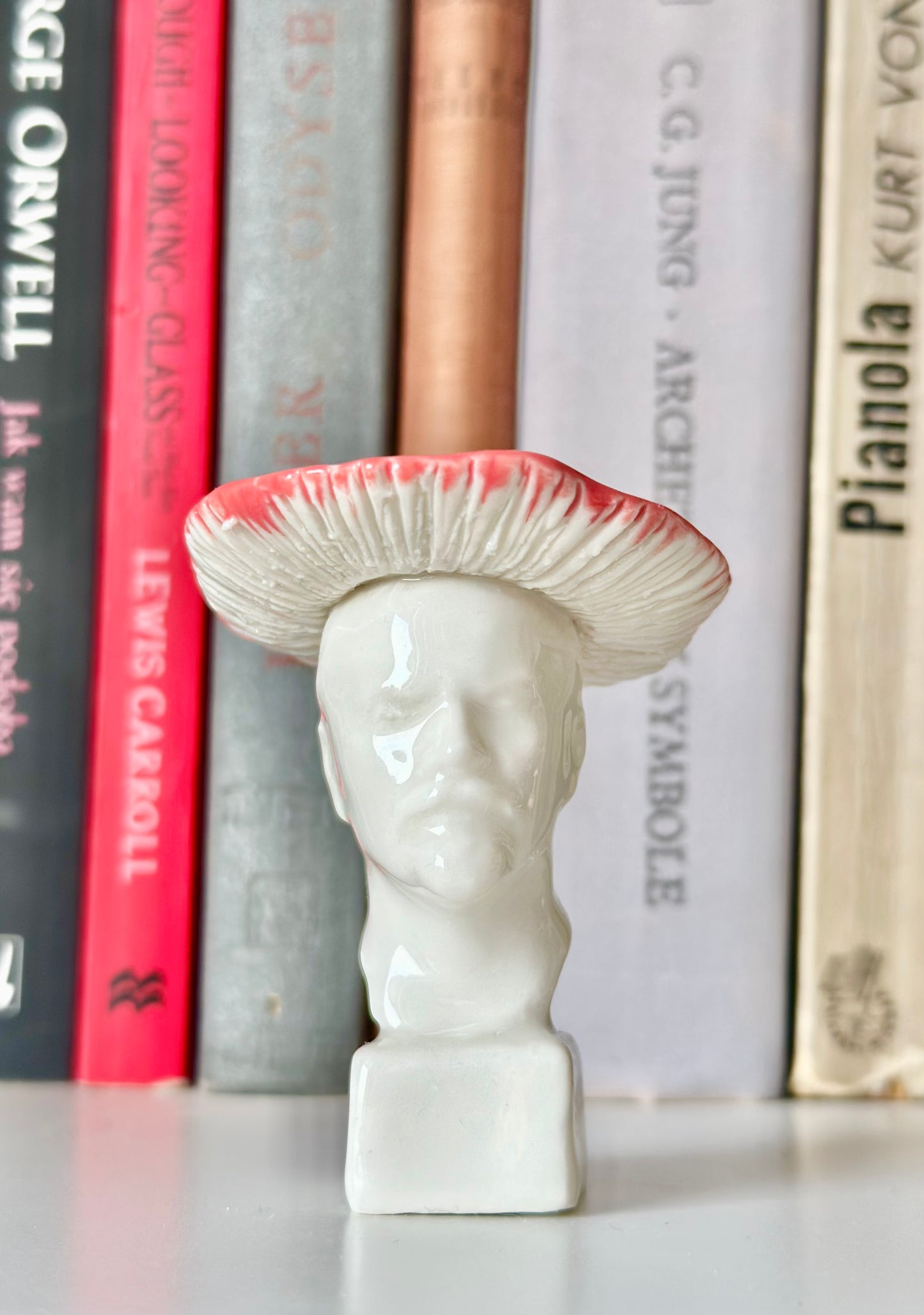 Lenin-grzyb, rzeźba porcelanowa