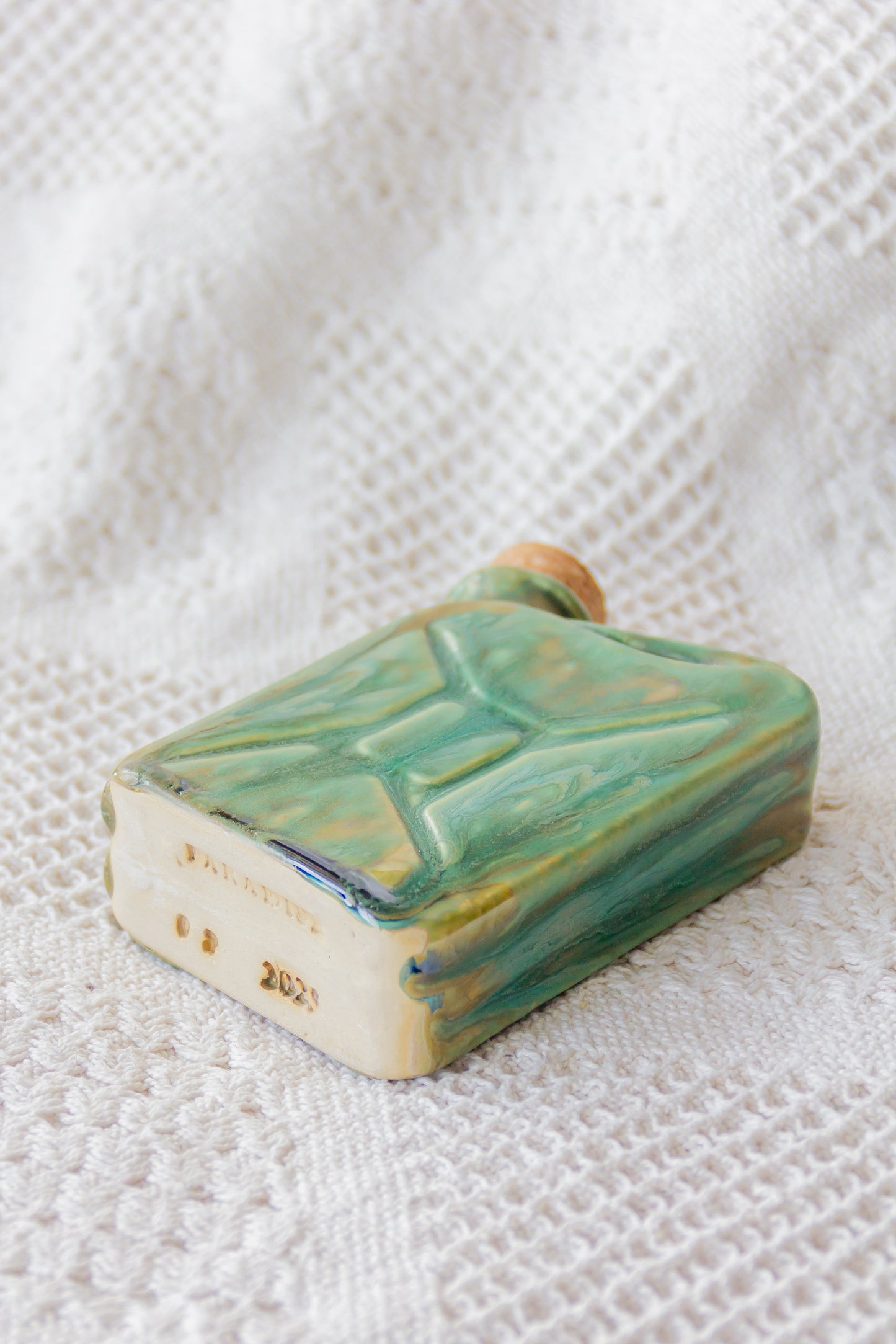 Ceramiczna piersiówka kanister zielona