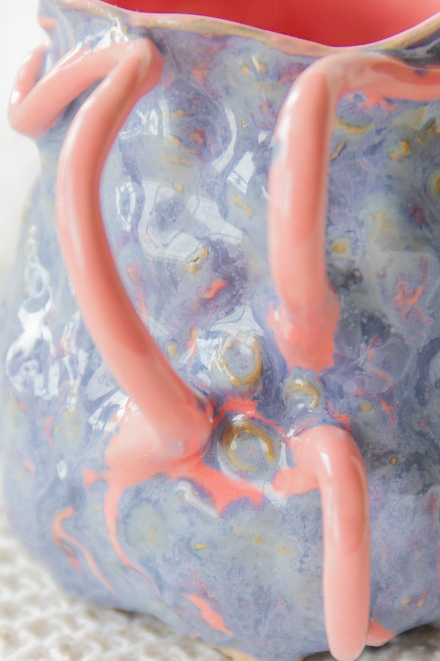 Kubek ceramiczny “Couroupita” różowo-fioletowy