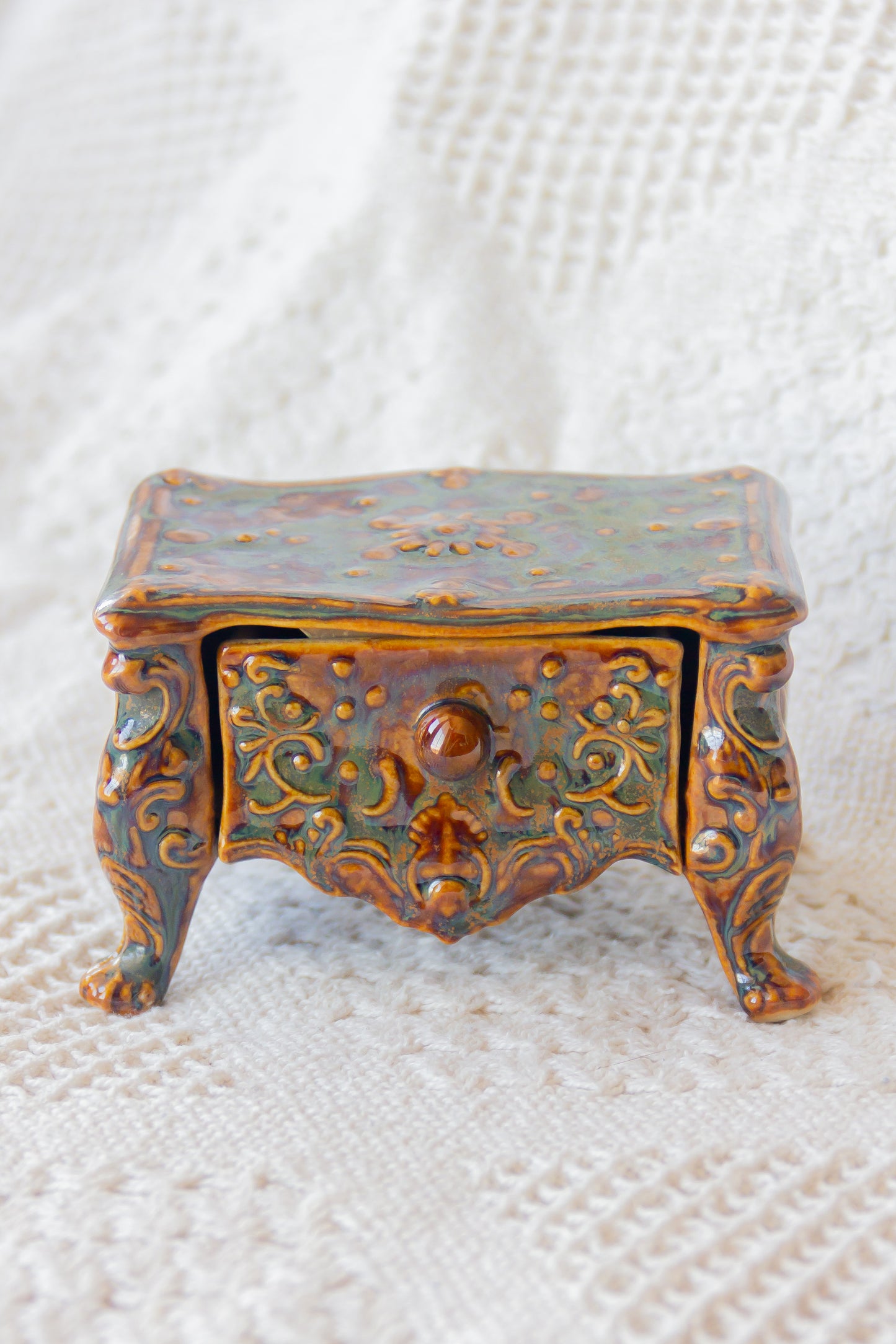 Szkatułka ceramiczna z szufladką brązowo-zielona