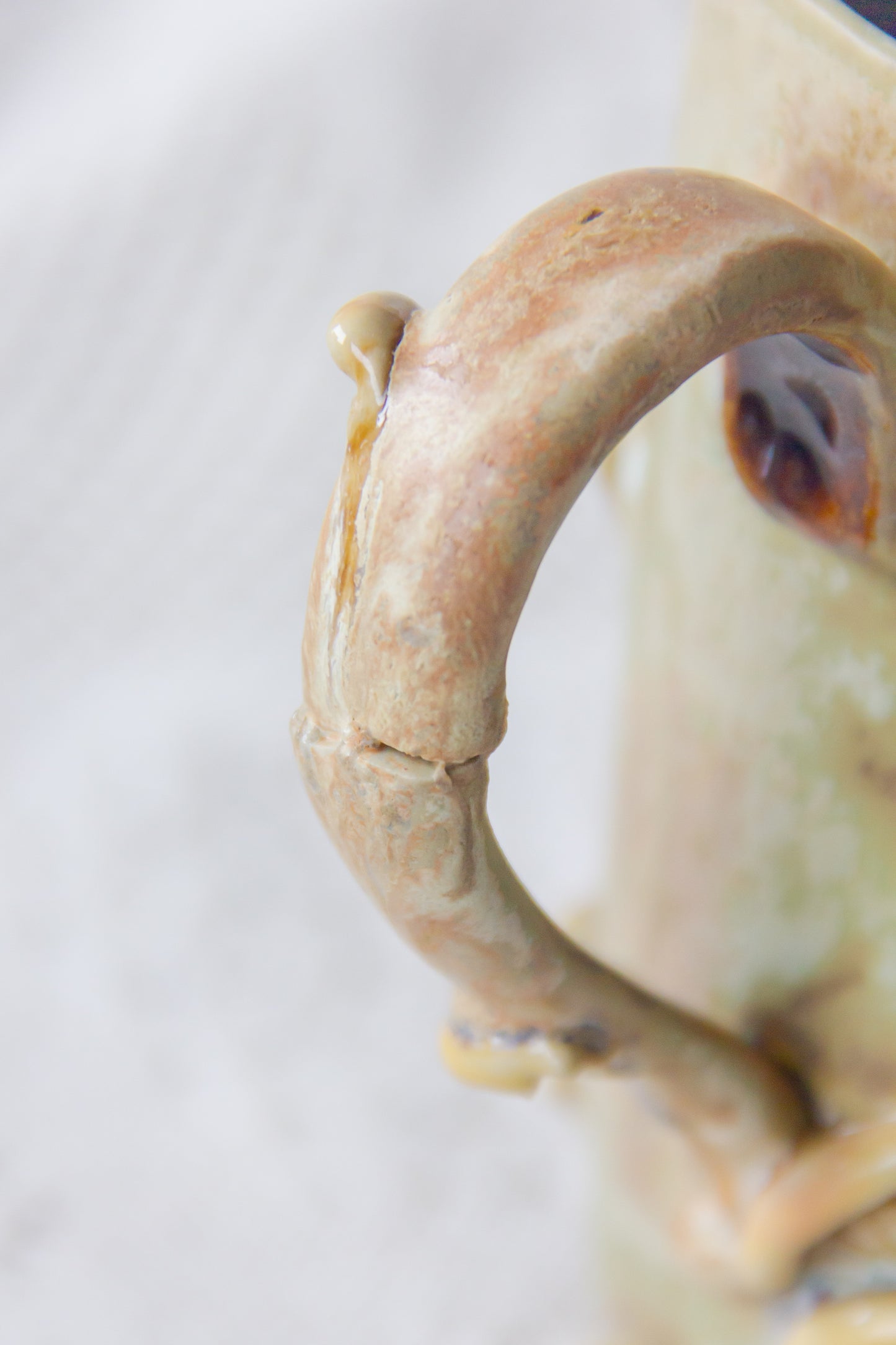 Kubek ceramiczny “Shrooms” beżowo-brązowy