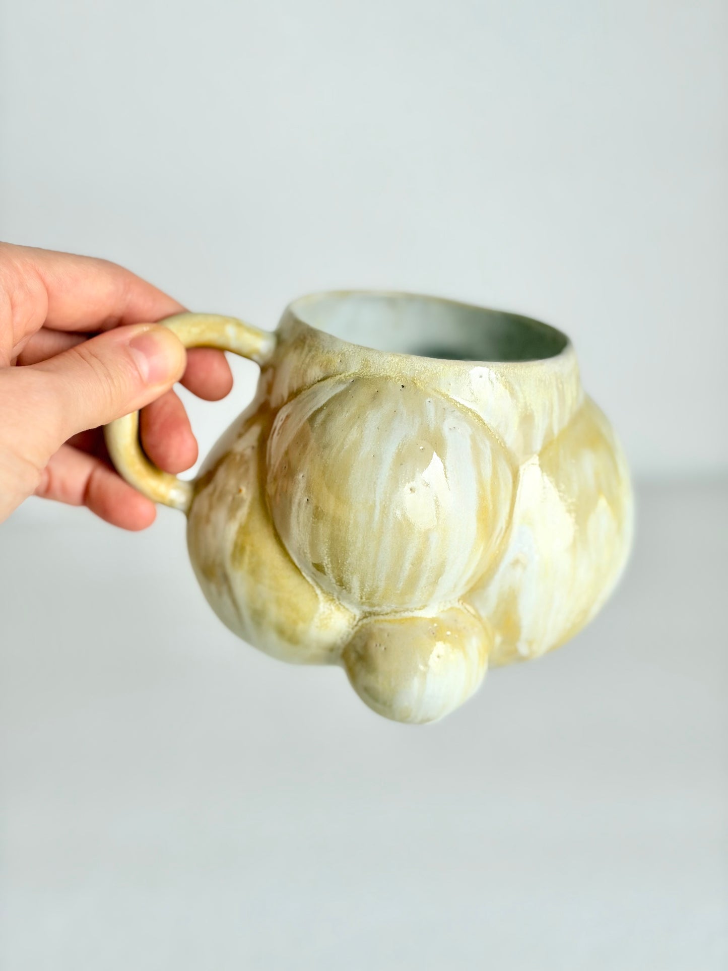 Kubek ceramiczny “Bubbles 3” żółty