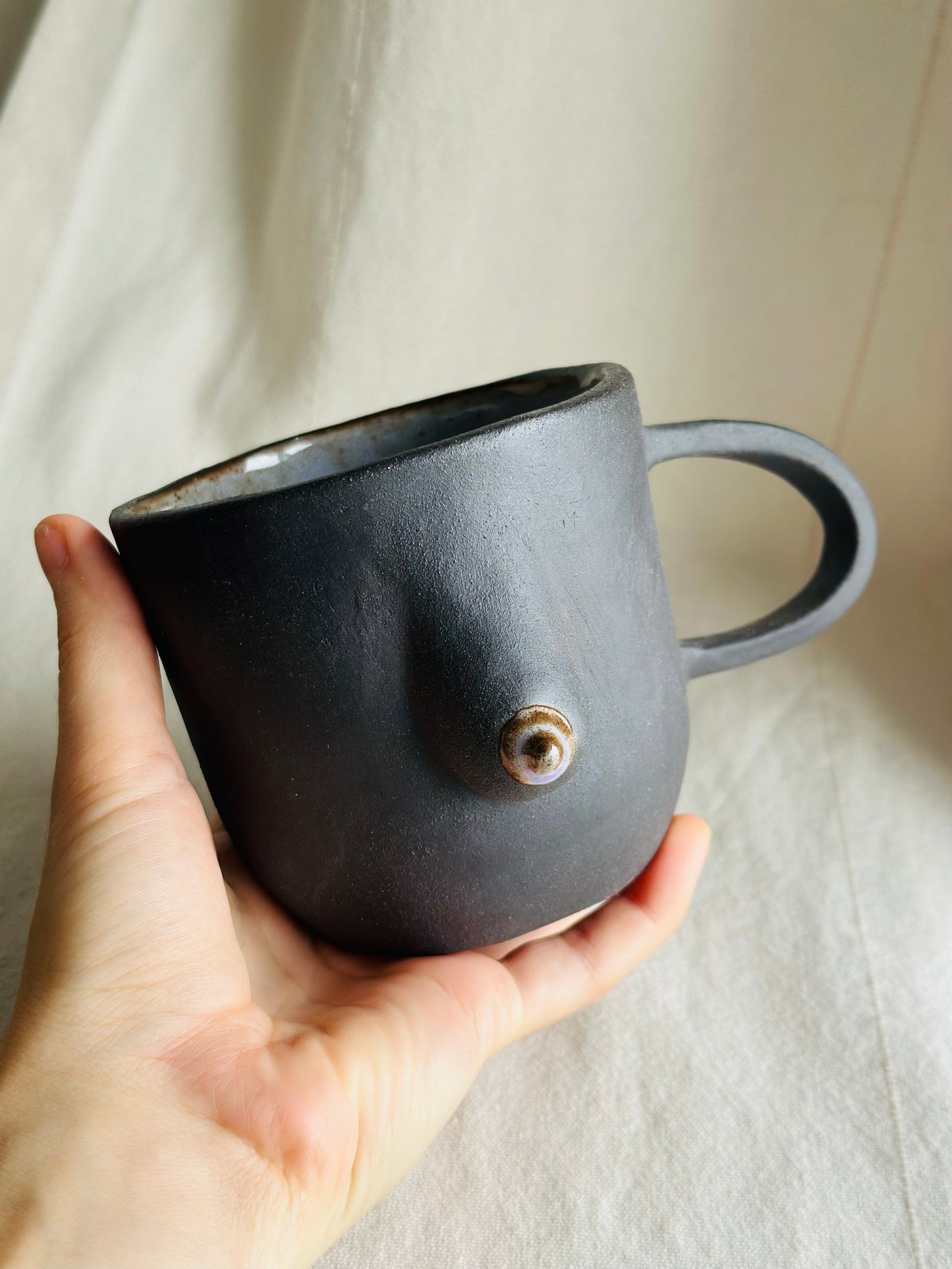 Mug en porcelaine plaqué or