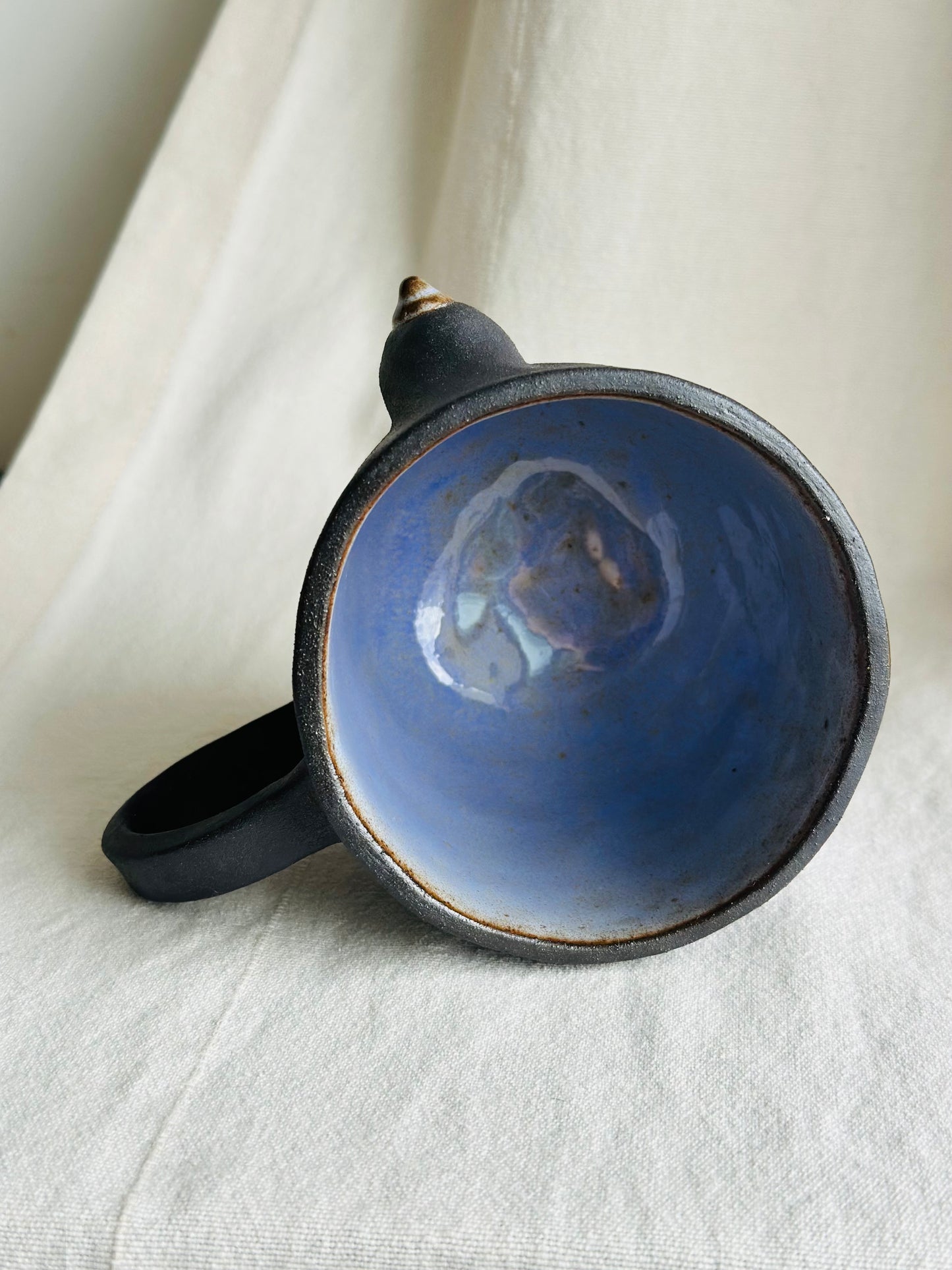 Mug en porcelaine plaqué or