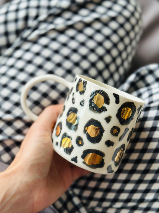 Mug en porcelaine plaqué or