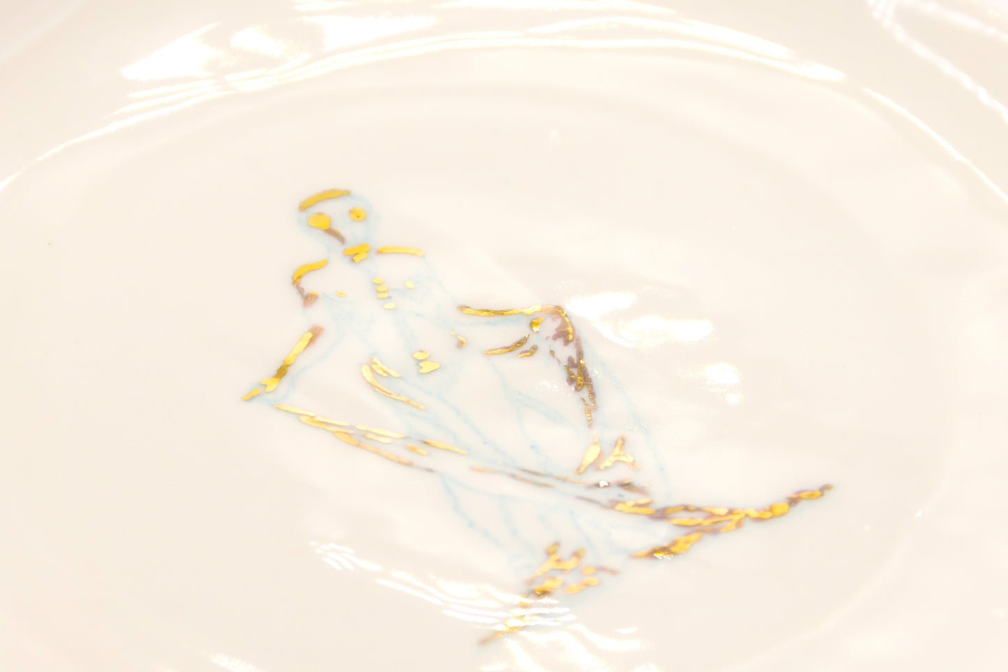 Talerz porcelanowy średni z rysunkiem