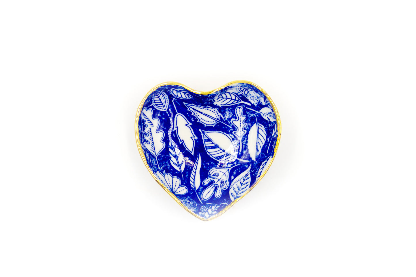 Miseczka porcelanowa w kształcie serca ze złoceniem