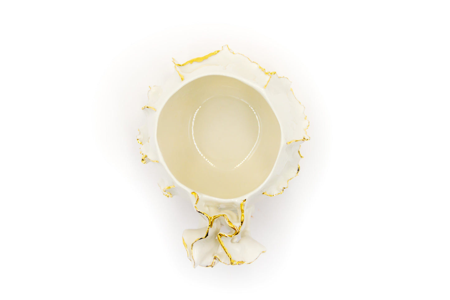 Kubek porcelanowy ze złoceniem