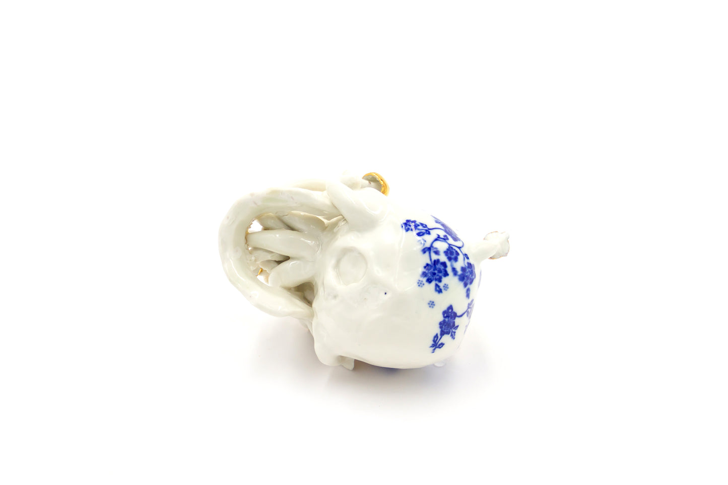 Czaszka-szkatułka porcelanowa z grzybami