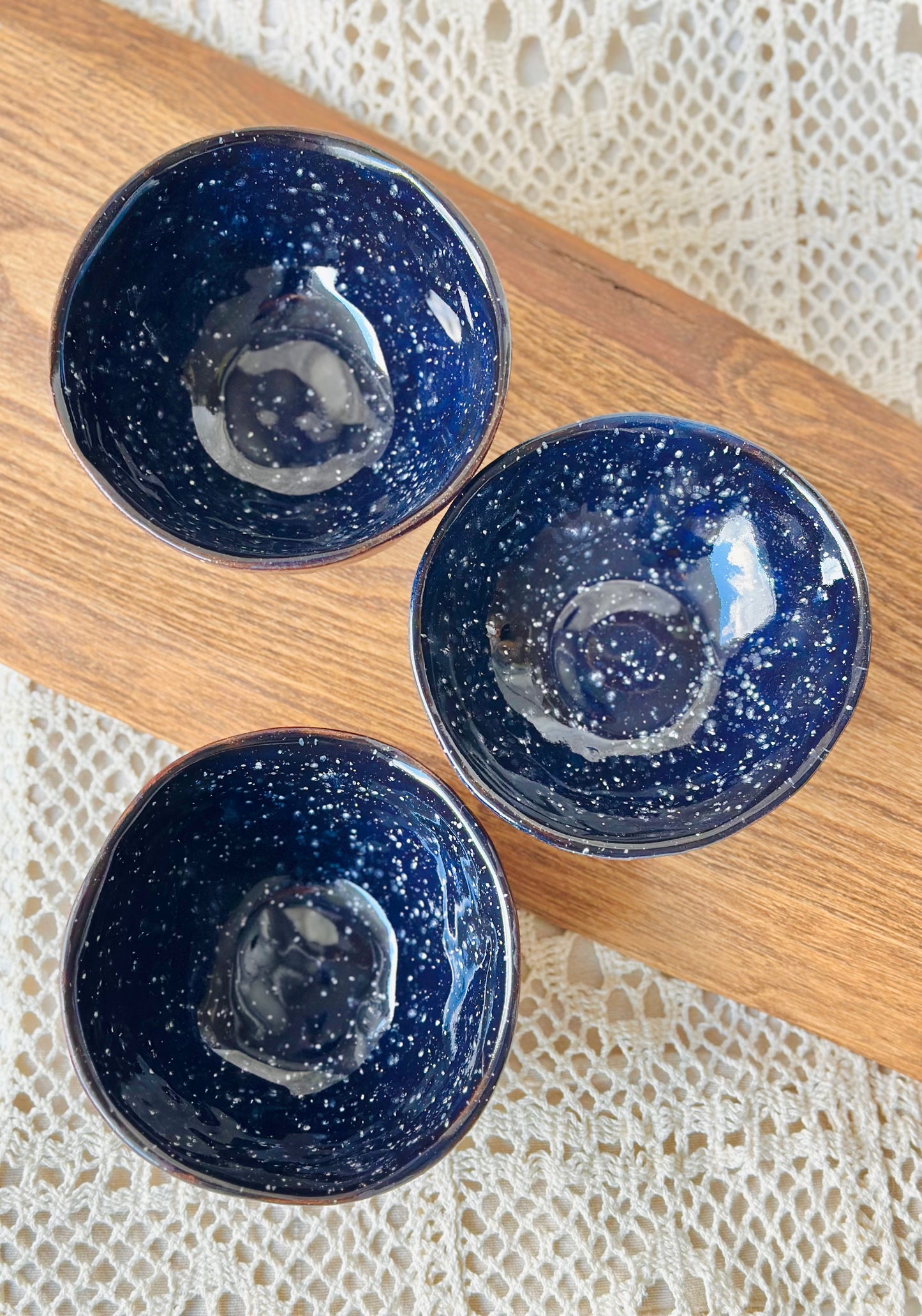 Bol en céramique marron et vert