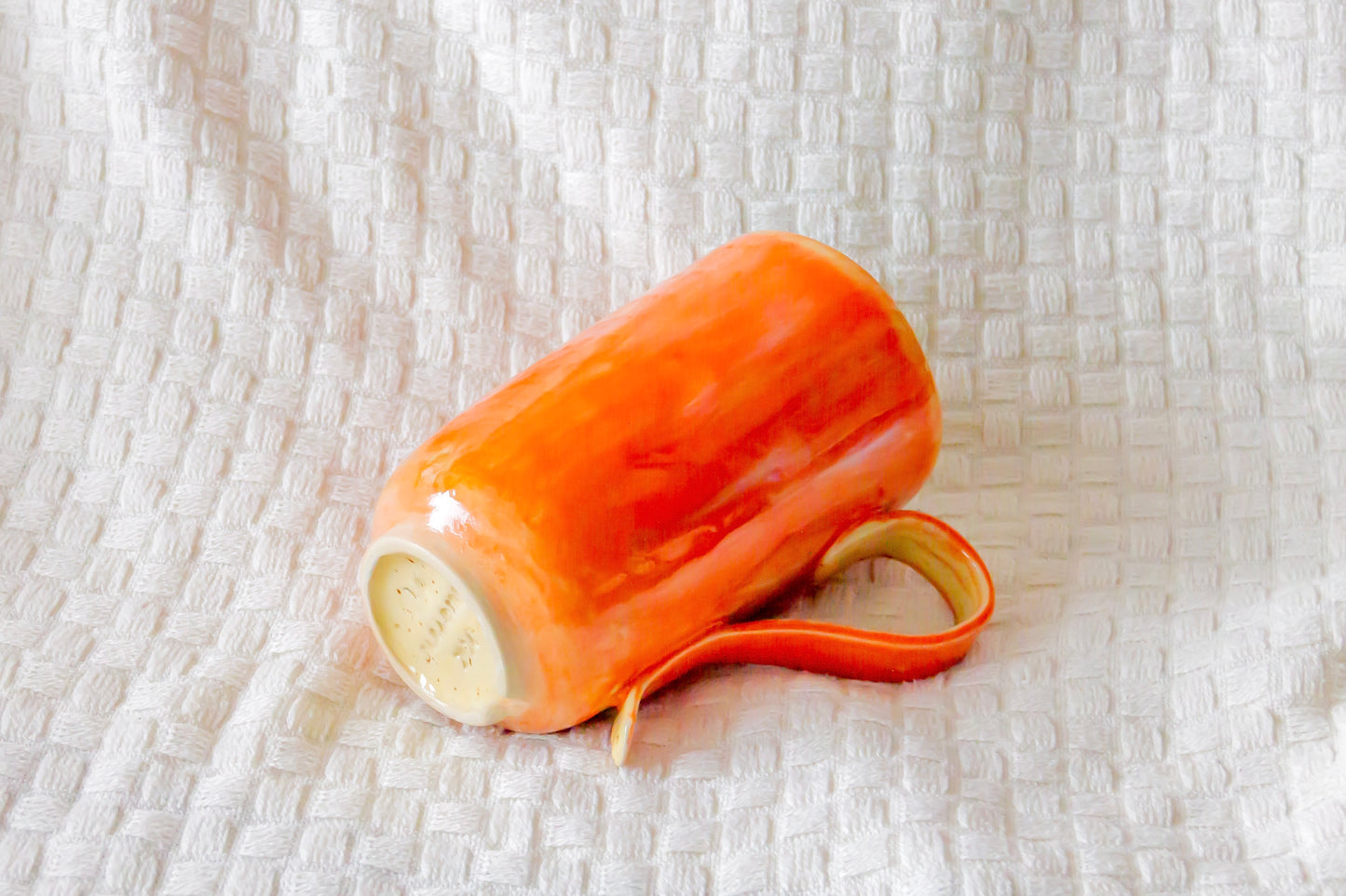 Kubek ceramiczny “Max” w kolorze żółto-pomarańczowym