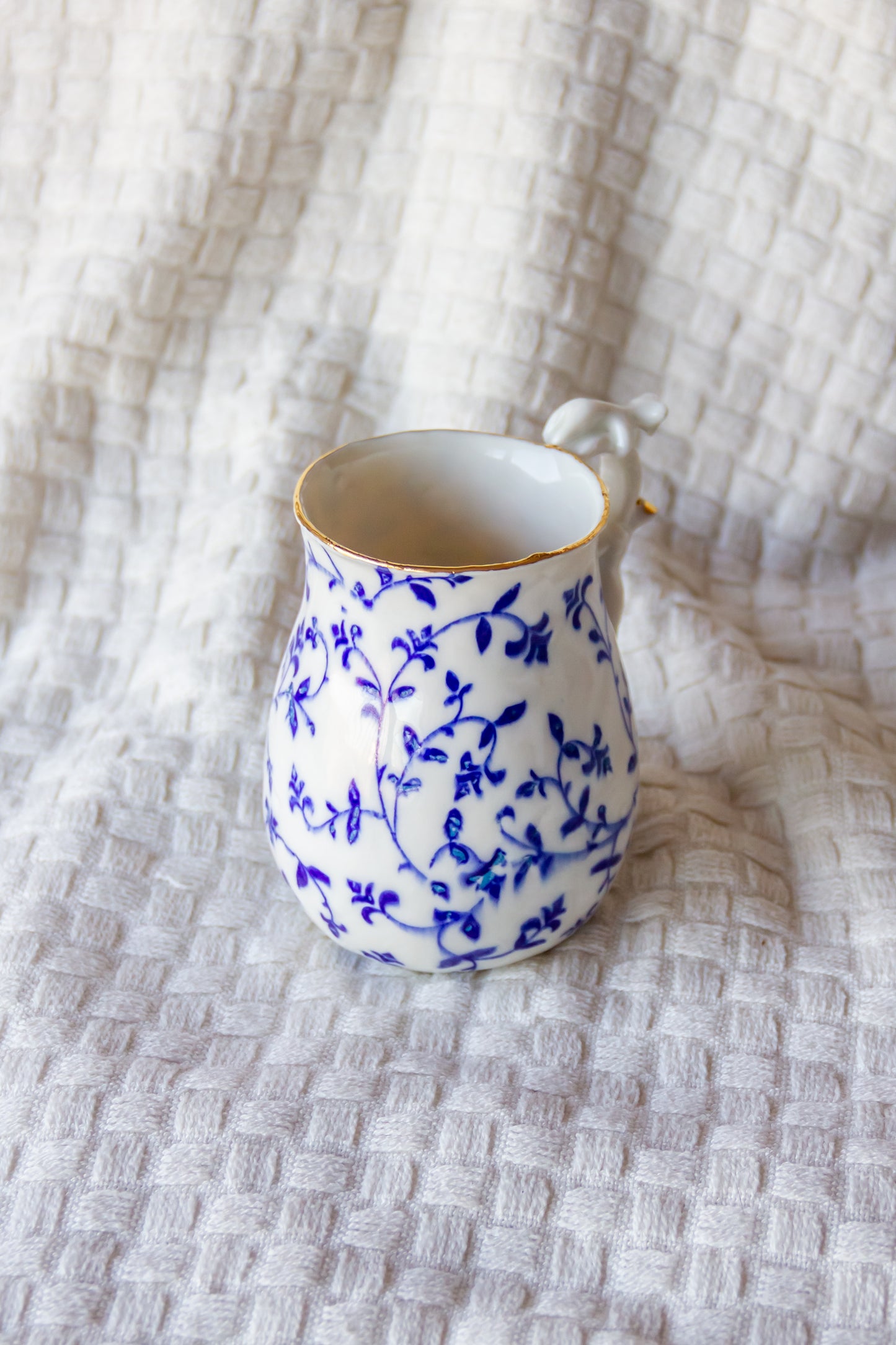 Kubek porcelanowy z werlingami