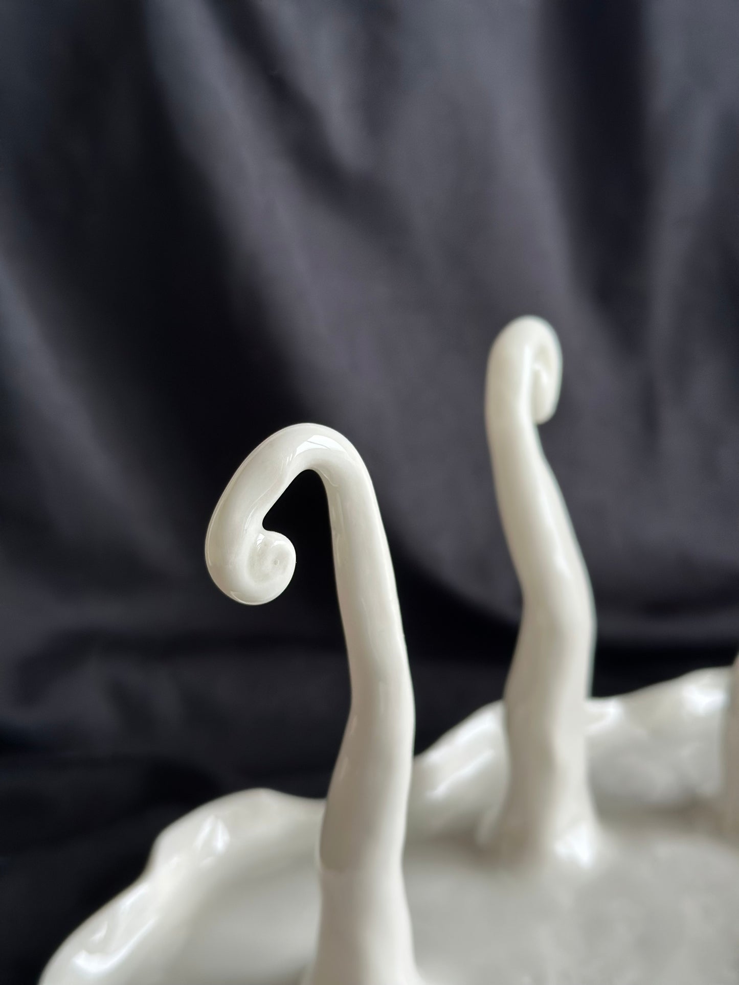 Podstawka porcelanowa na biżuterię