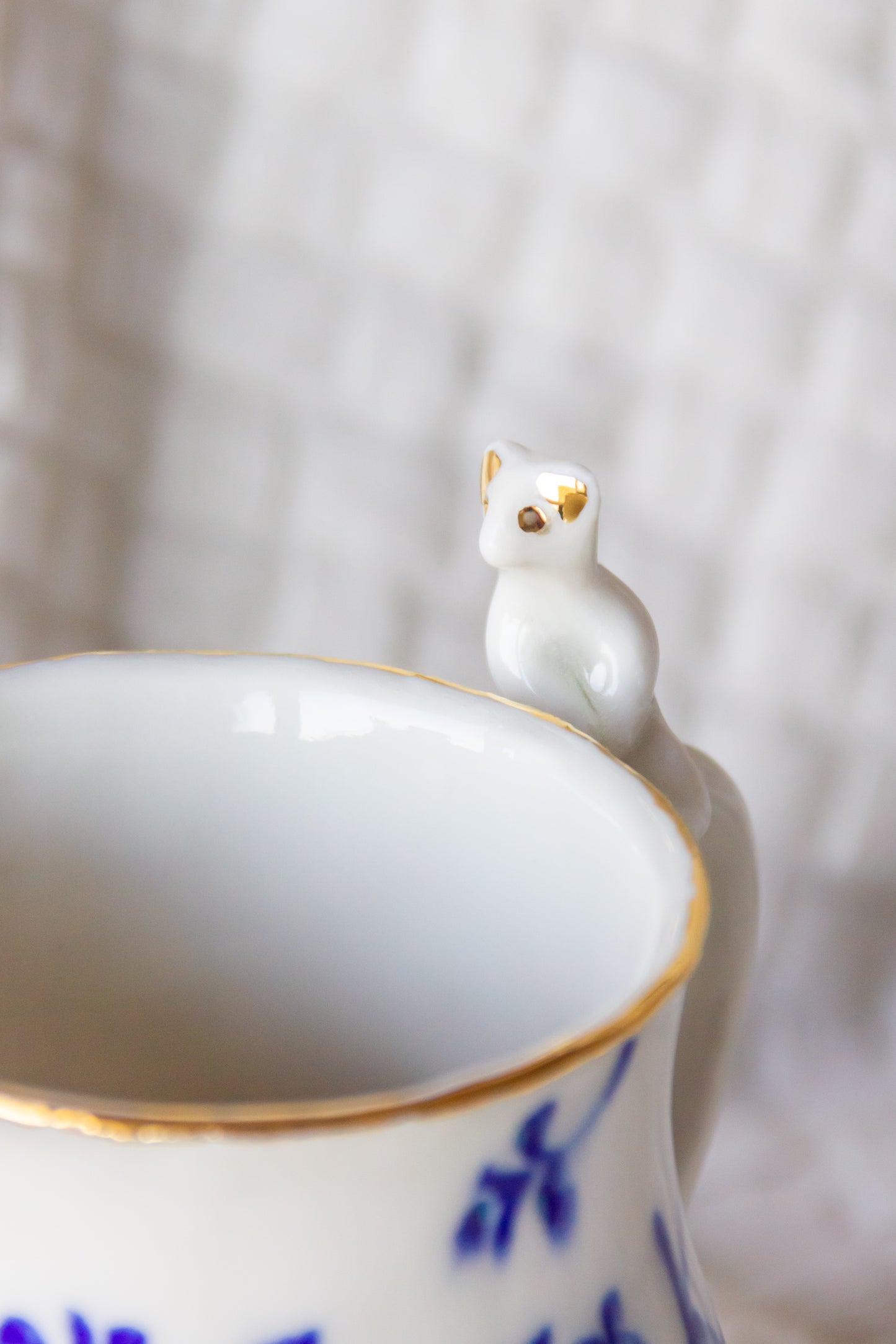 Kubek porcelanowy z werlingami