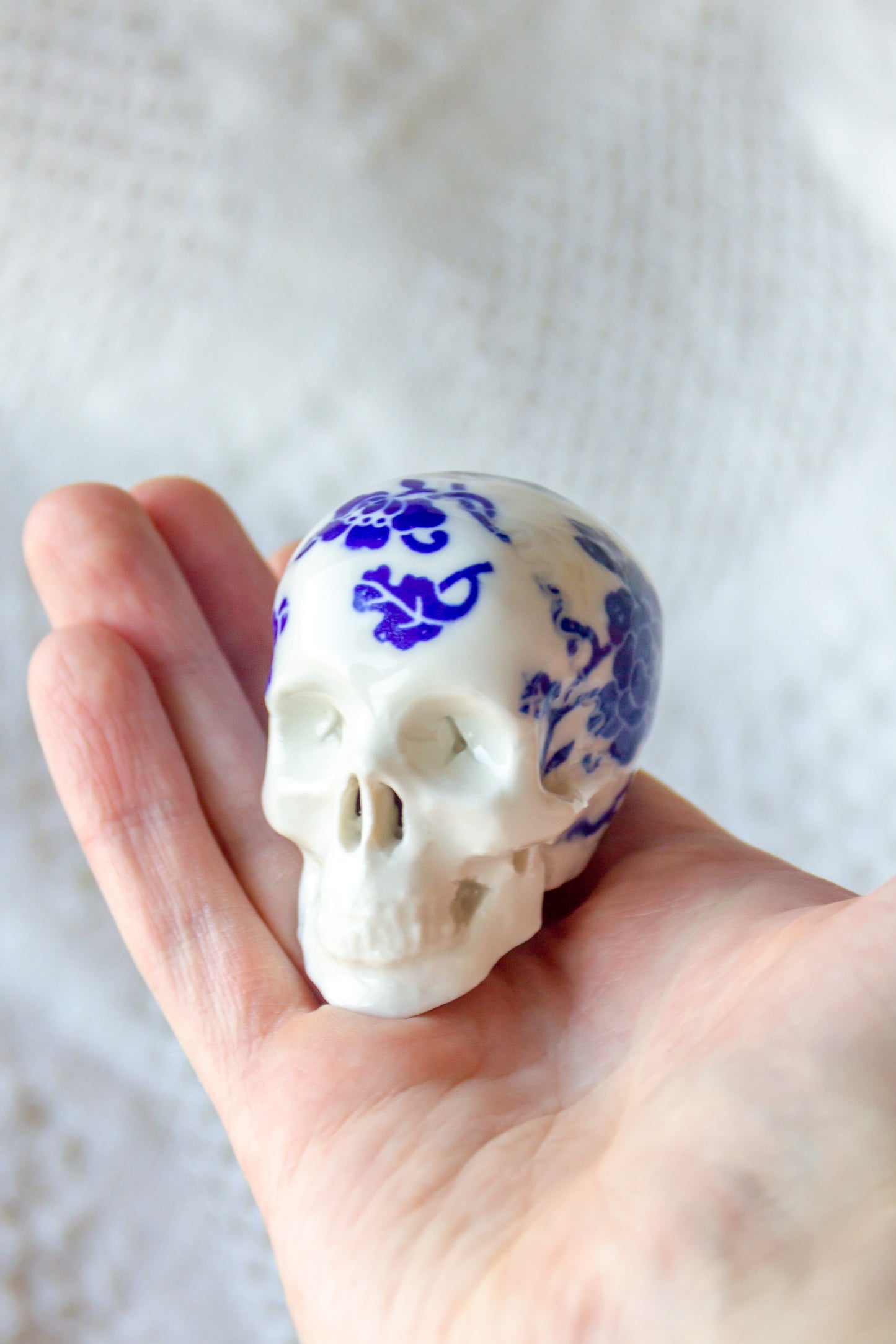 Czaszka porcelanowa mini